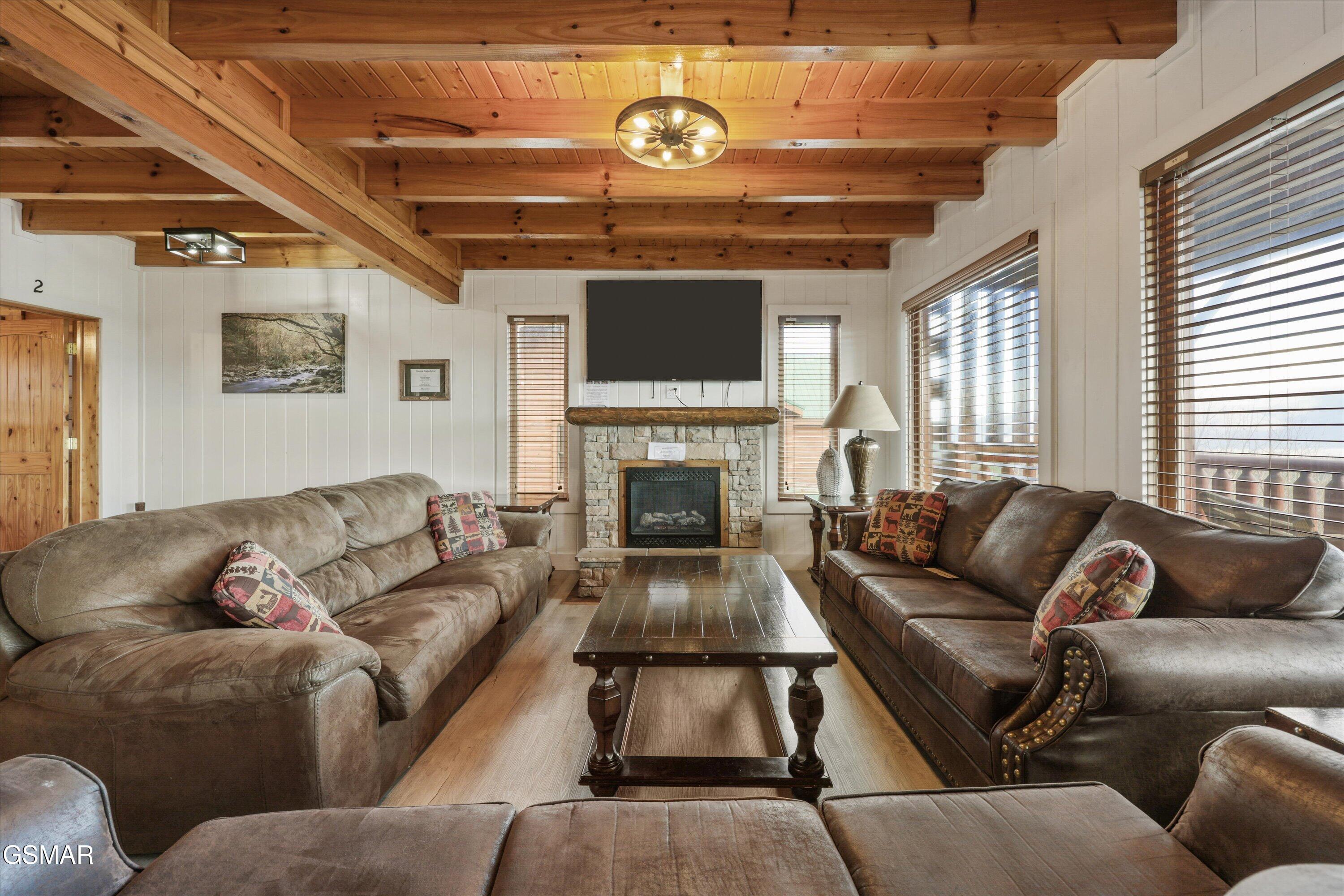 3032 Hickory Lodge Drive Sevierville TN 37862