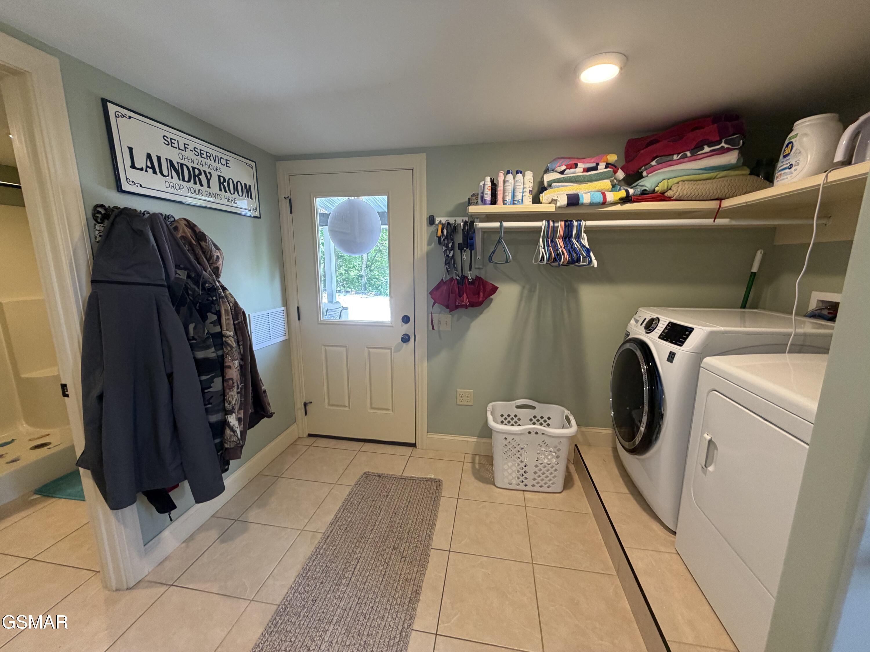 1910 Laramie Trail Dandridge TN 37725