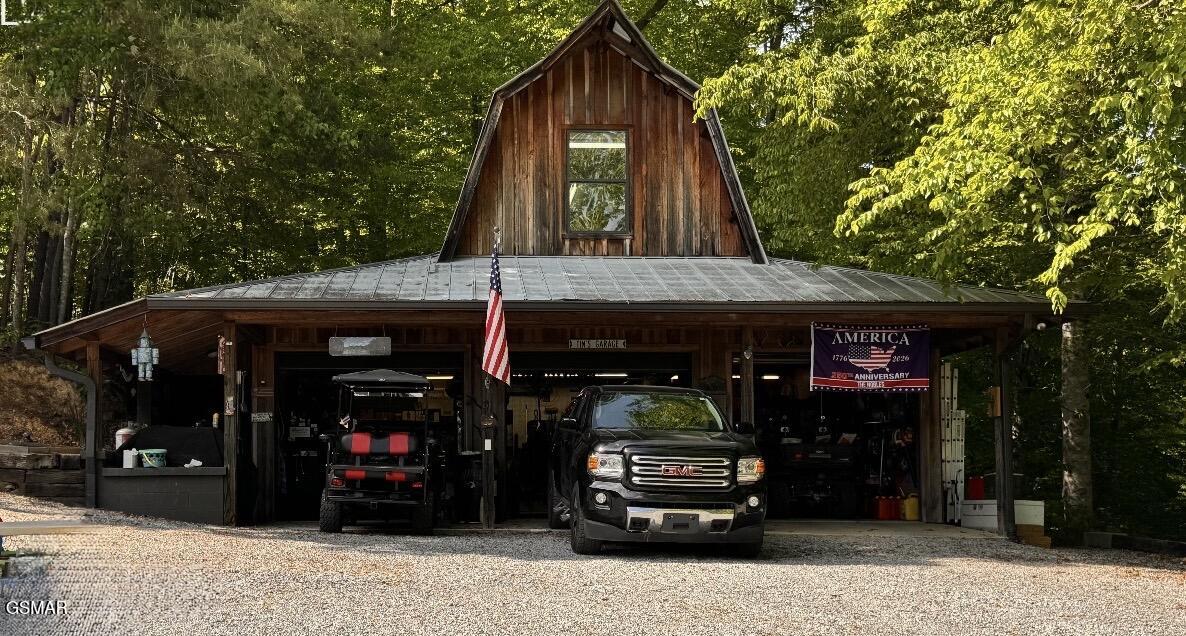 1910 Laramie Trail Dandridge TN 37725