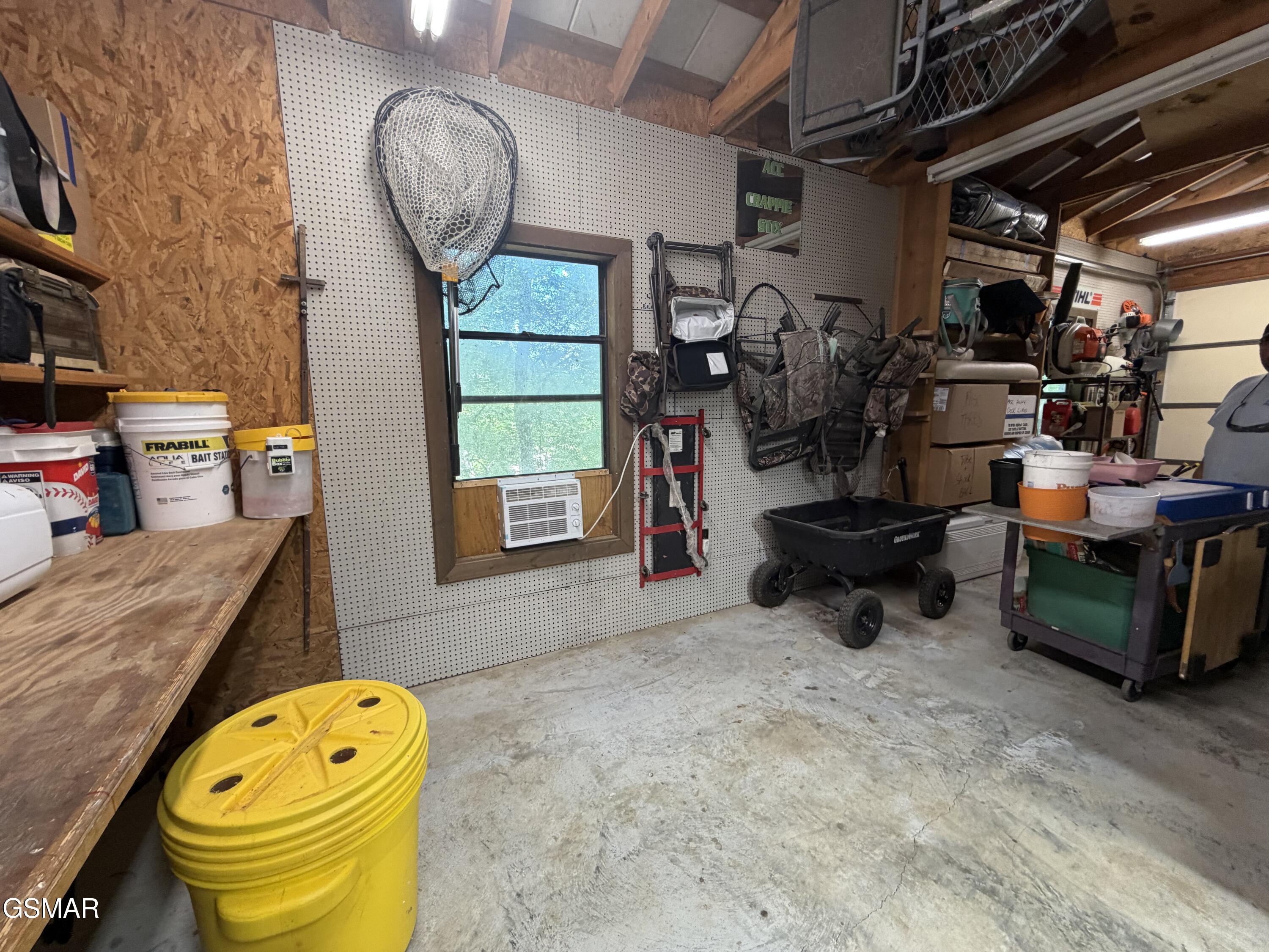 1910 Laramie Trail Dandridge TN 37725