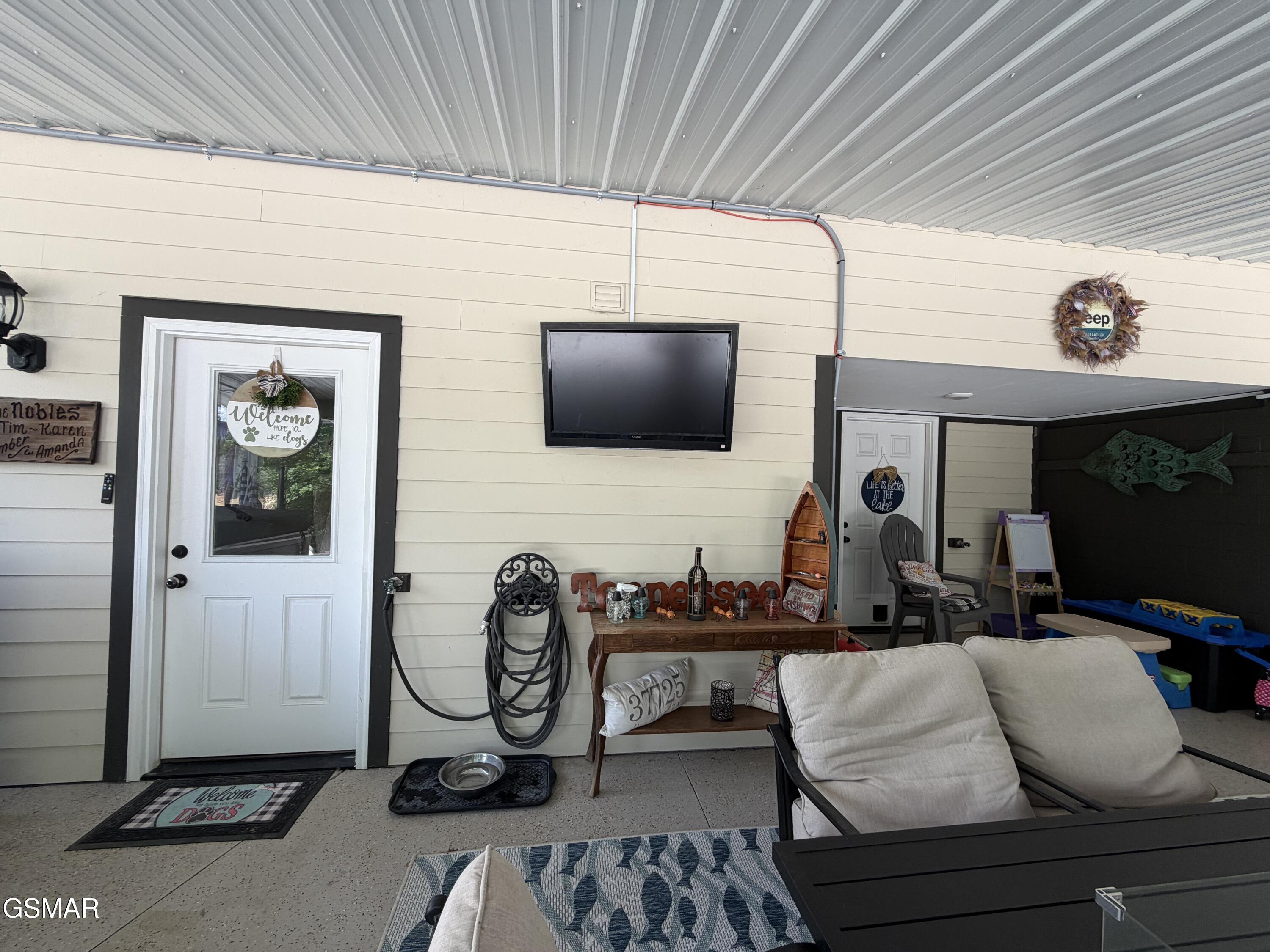 1910 Laramie Trail Dandridge TN 37725