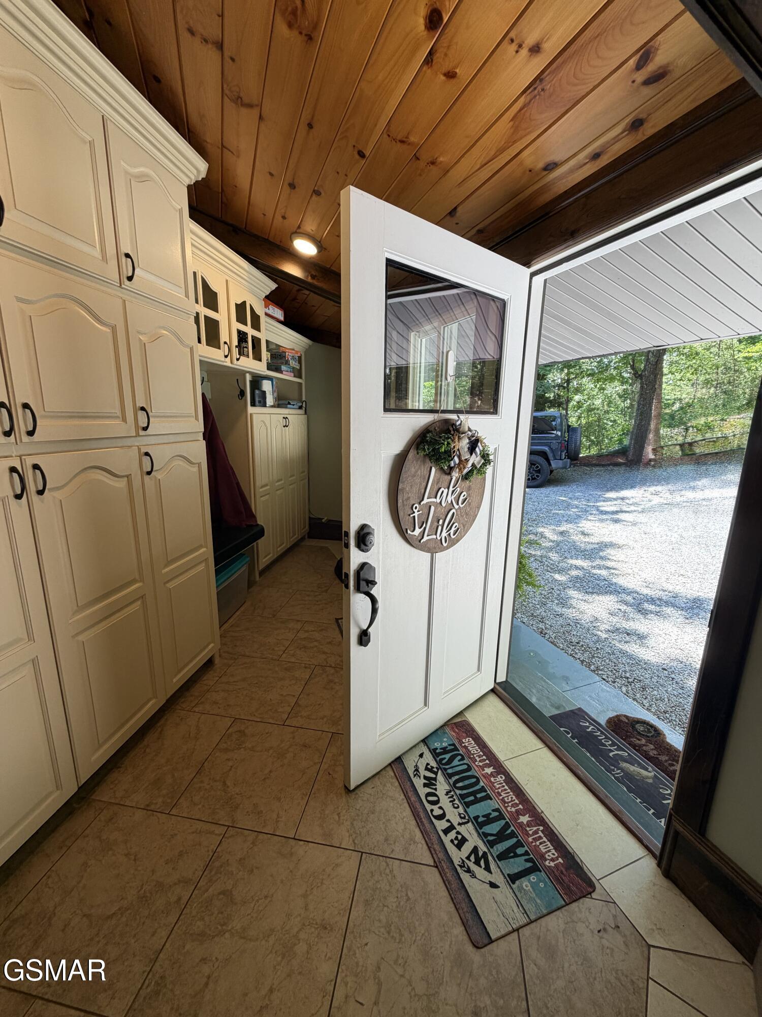 1910 Laramie Trail Dandridge TN 37725