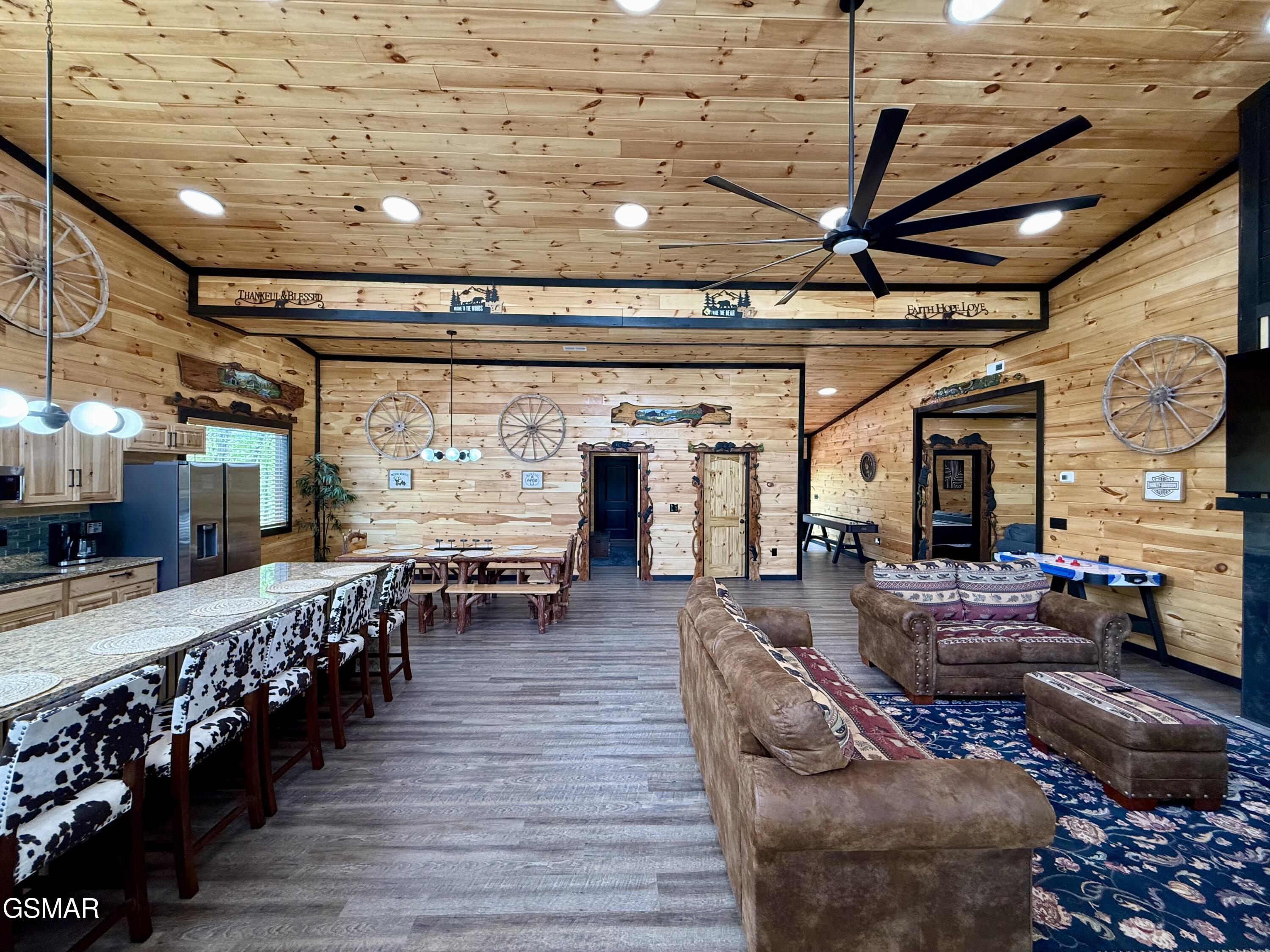 725 Timberlake Circle Sevierville TN 37876