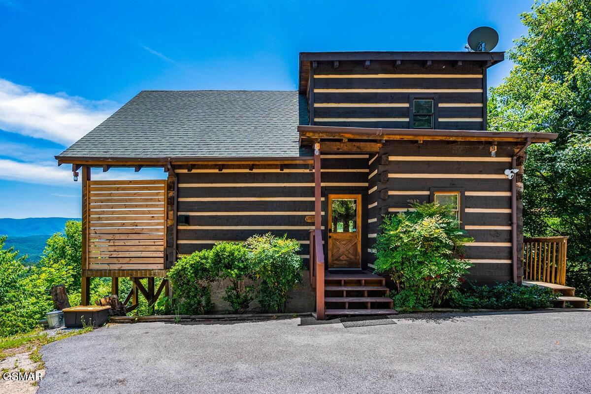 2086 Bluff Mountain Road Sevierville TN 37876