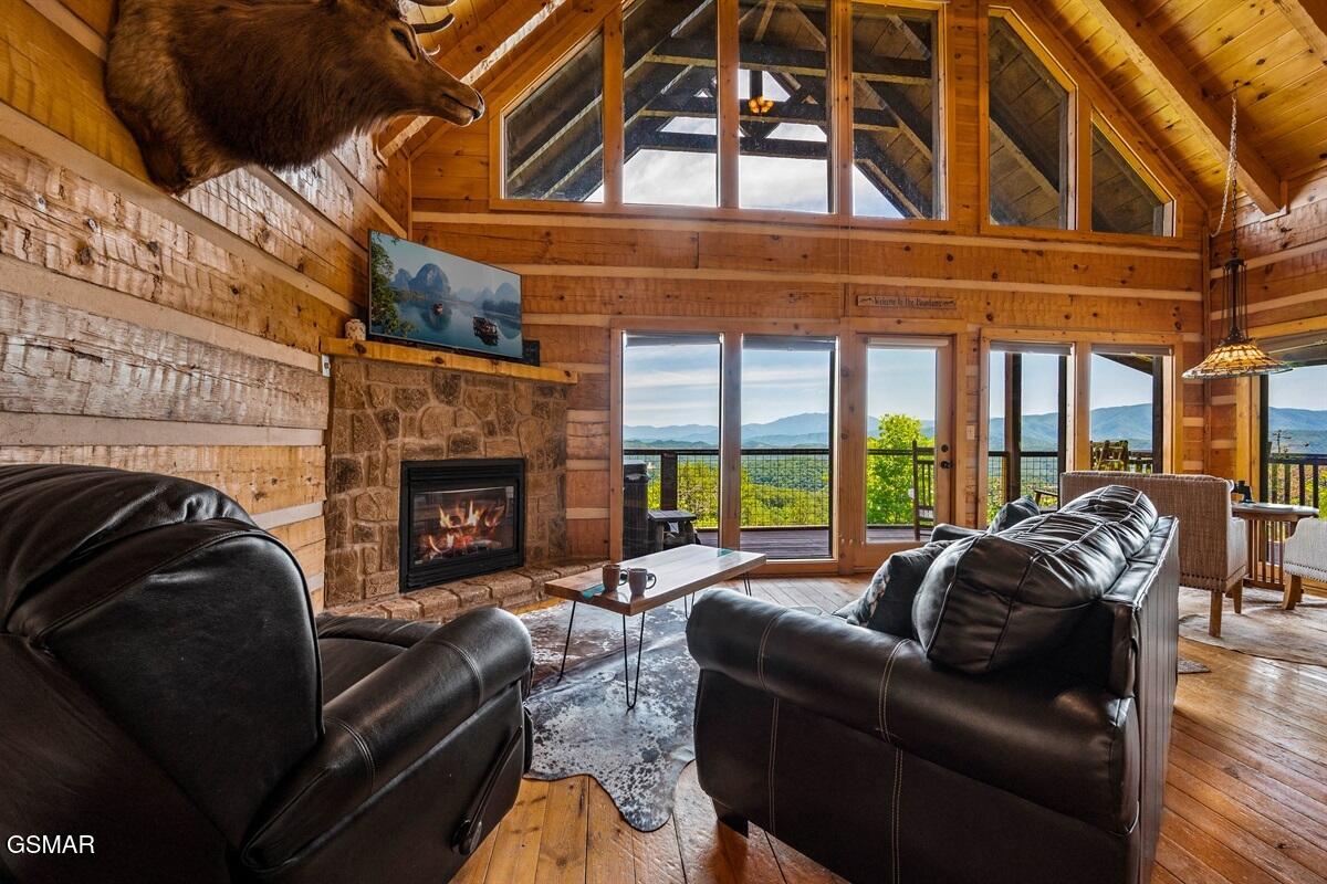 2086 Bluff Mountain Road Sevierville TN 37876