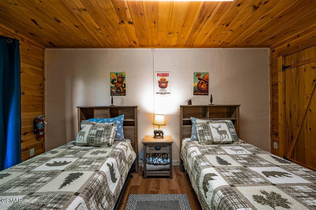 2086 Bluff Mountain Road Sevierville TN 37876