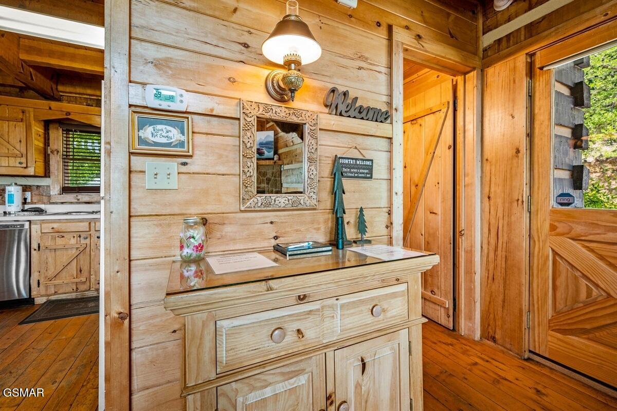 2086 Bluff Mountain Road Sevierville TN 37876