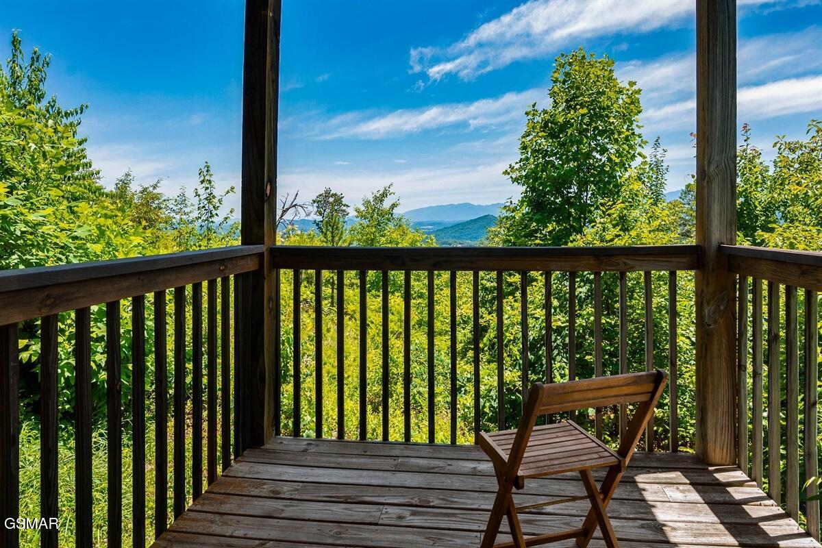 2086 Bluff Mountain Road Sevierville TN 37876