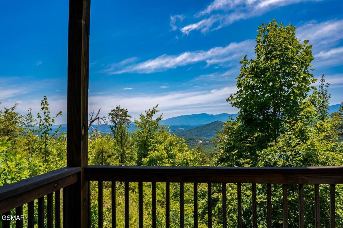 2086 Bluff Mountain Road Sevierville TN 37876