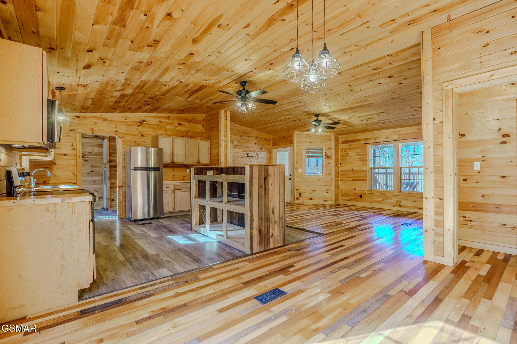 810 Layman Drive Dandridge TN 37725