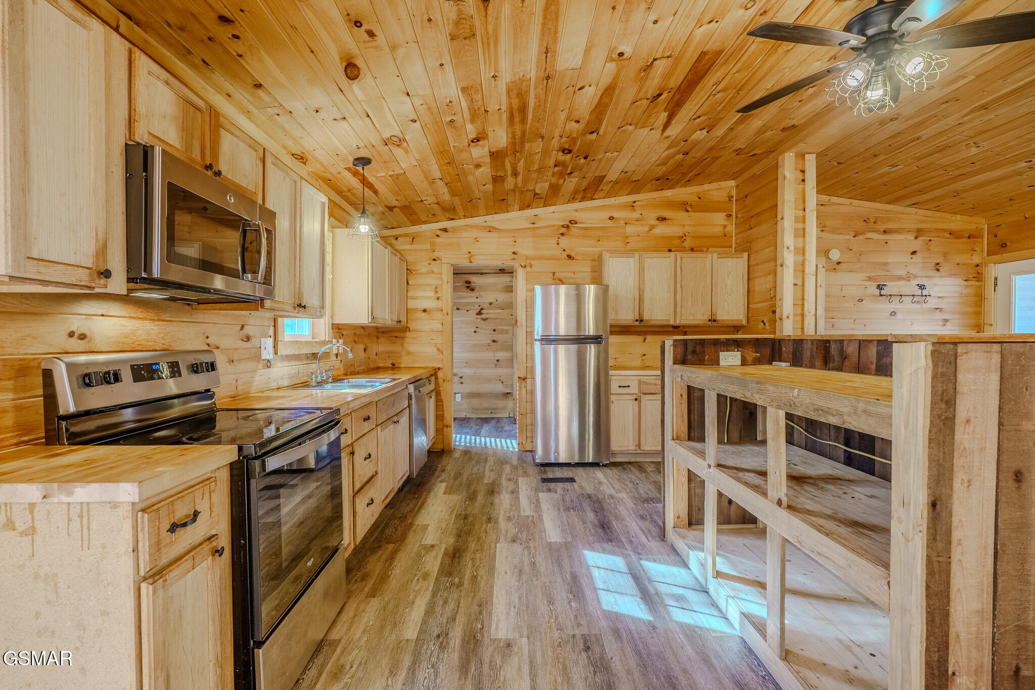 810 Layman Drive Dandridge TN 37725
