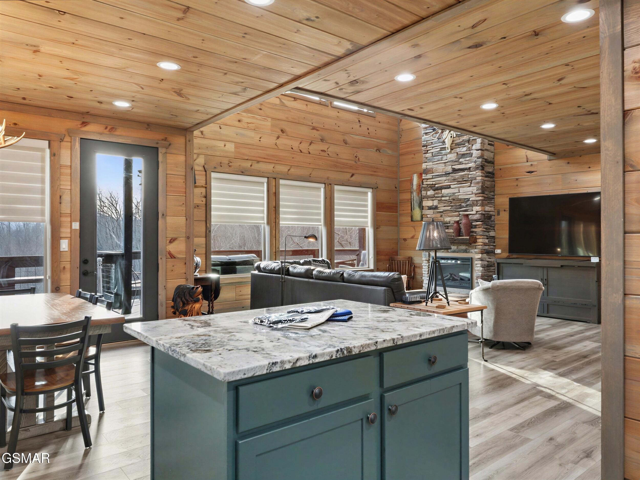 617 Big Bear Ridge Road Gatlinburg TN 37738