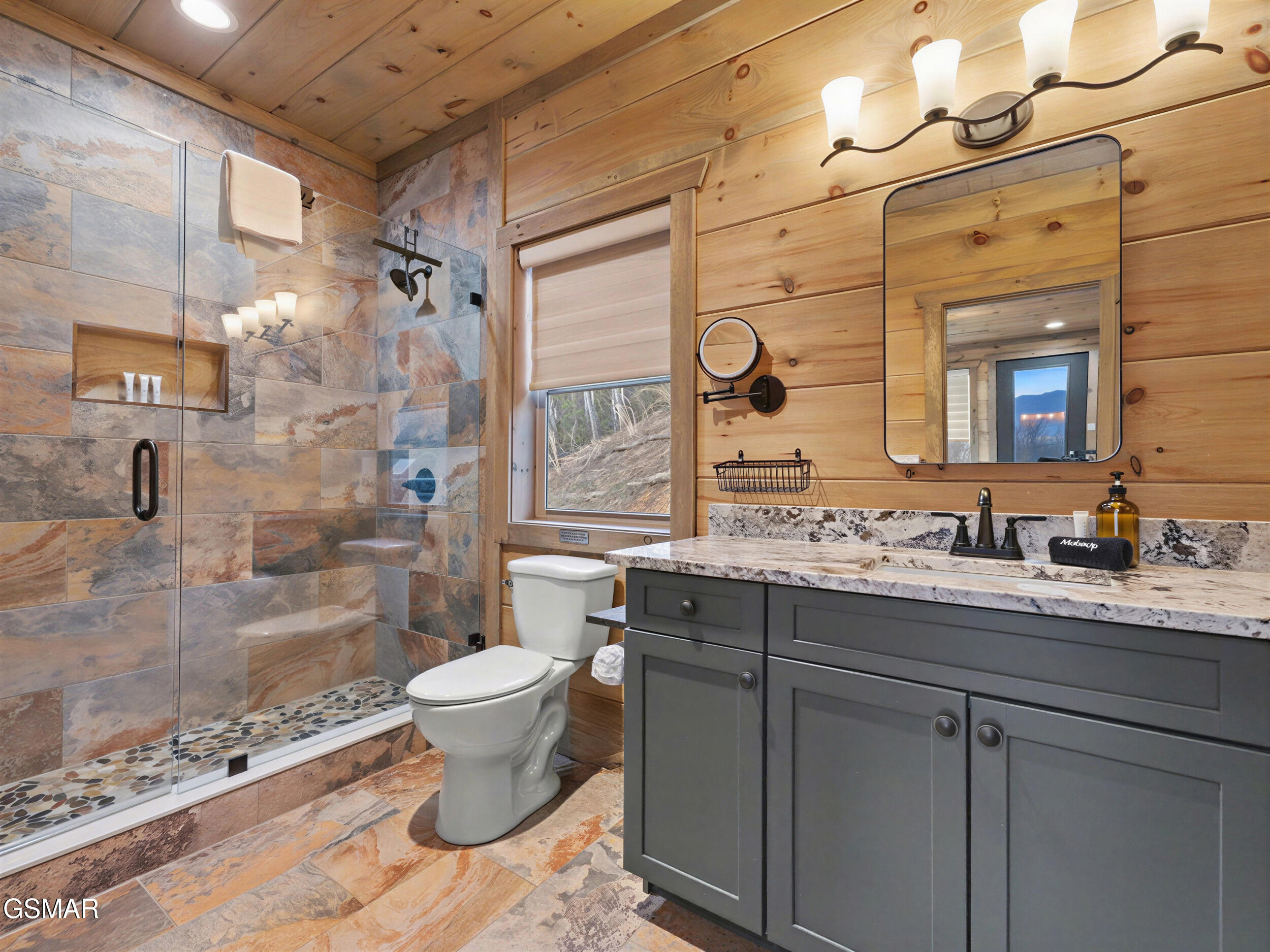 617 Big Bear Ridge Road Gatlinburg TN 37738