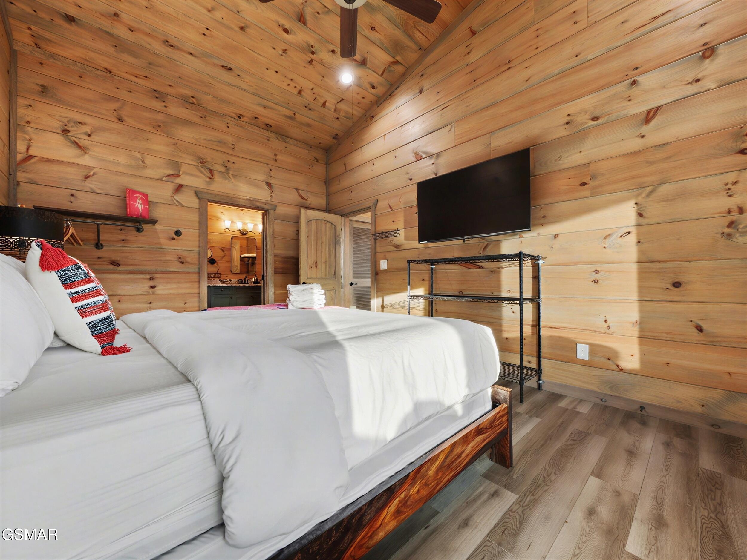 617 Big Bear Ridge Road Gatlinburg TN 37738