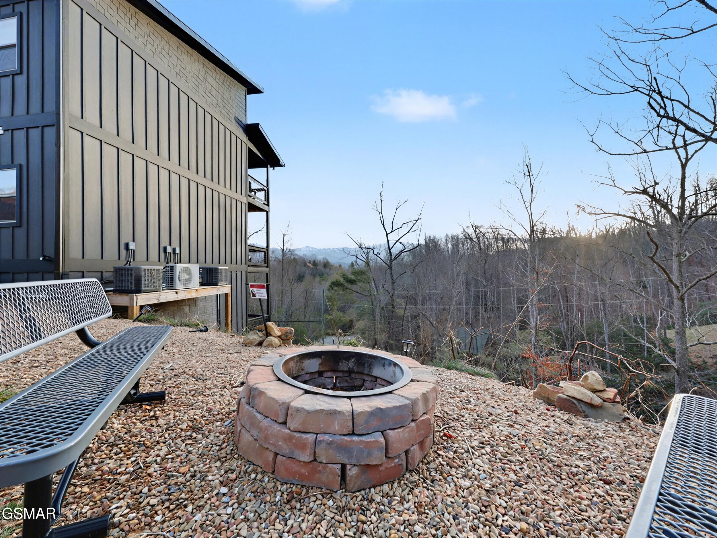 617 Big Bear Ridge Road Gatlinburg TN 37738