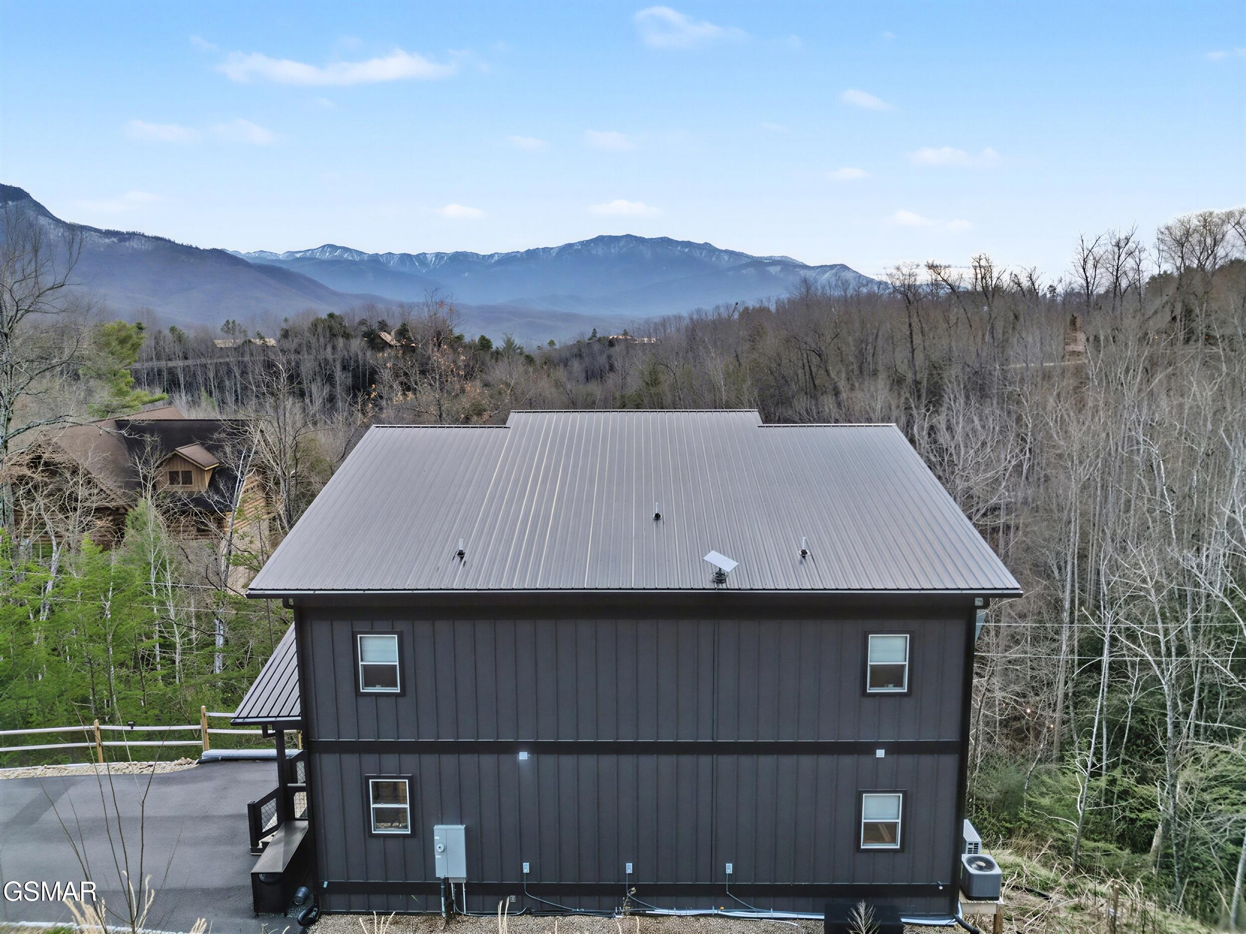 617 Big Bear Ridge Road Gatlinburg TN 37738