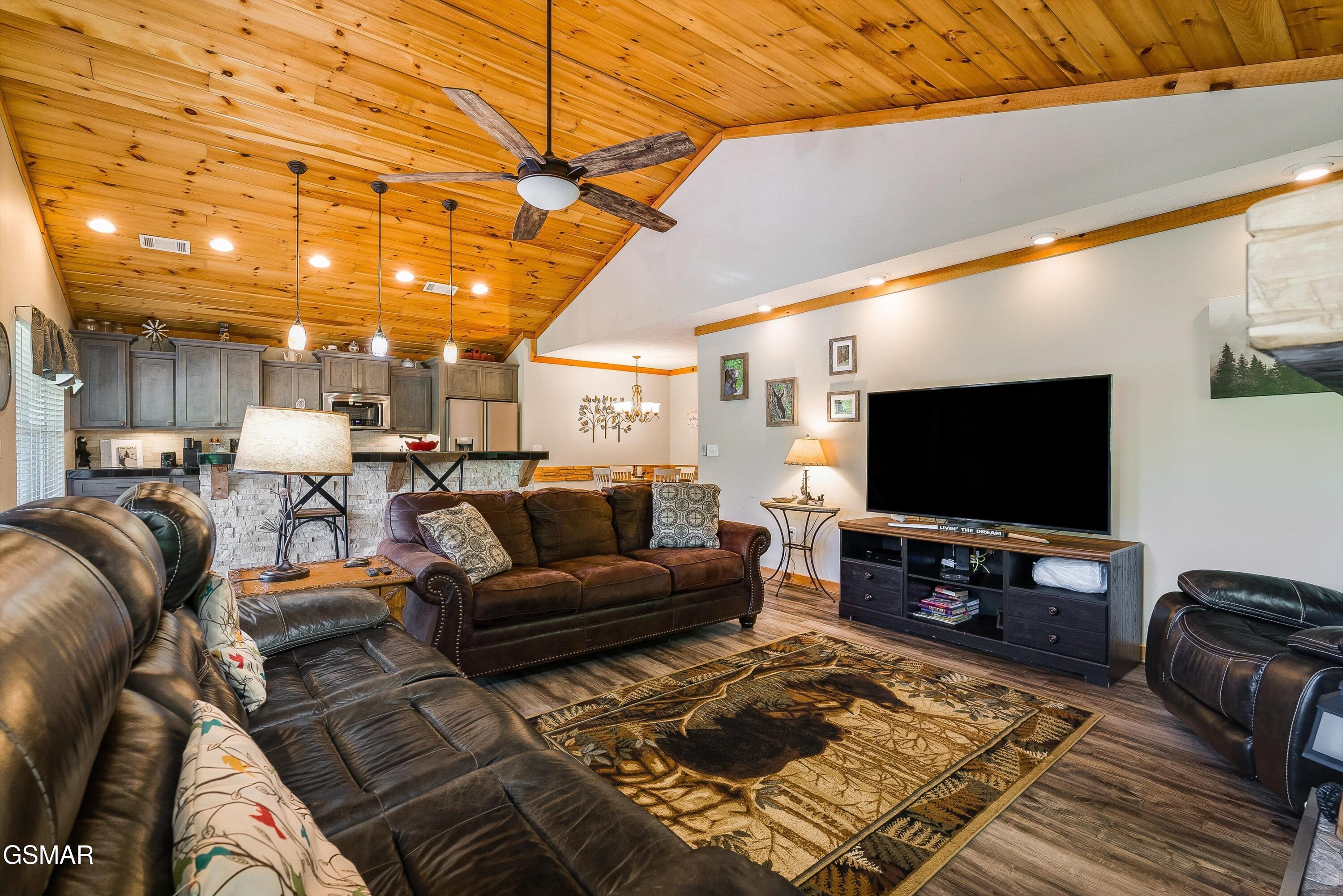 805 N Woodland Drive Gatlinburg TN 37738