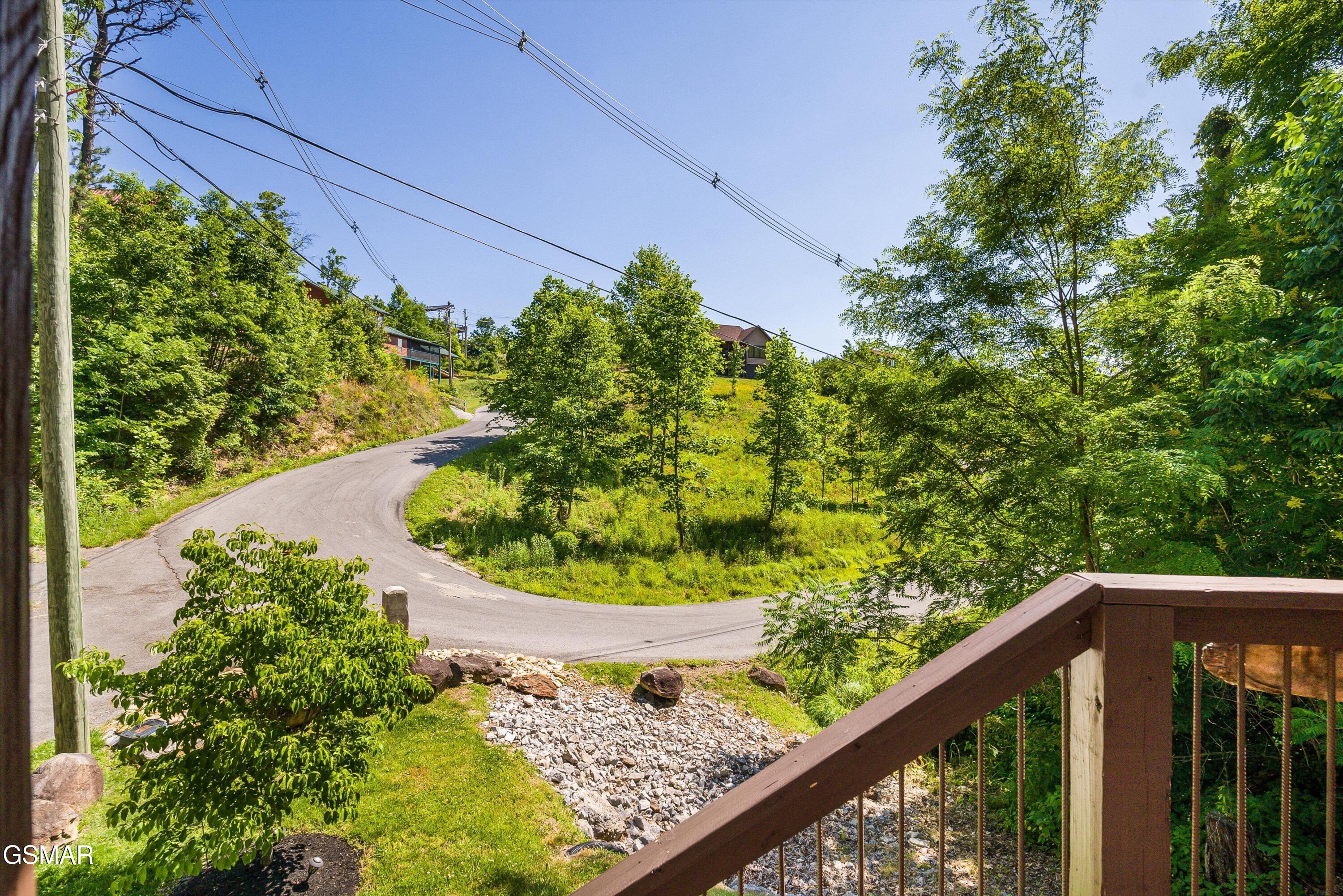 805 N Woodland Drive Gatlinburg TN 37738