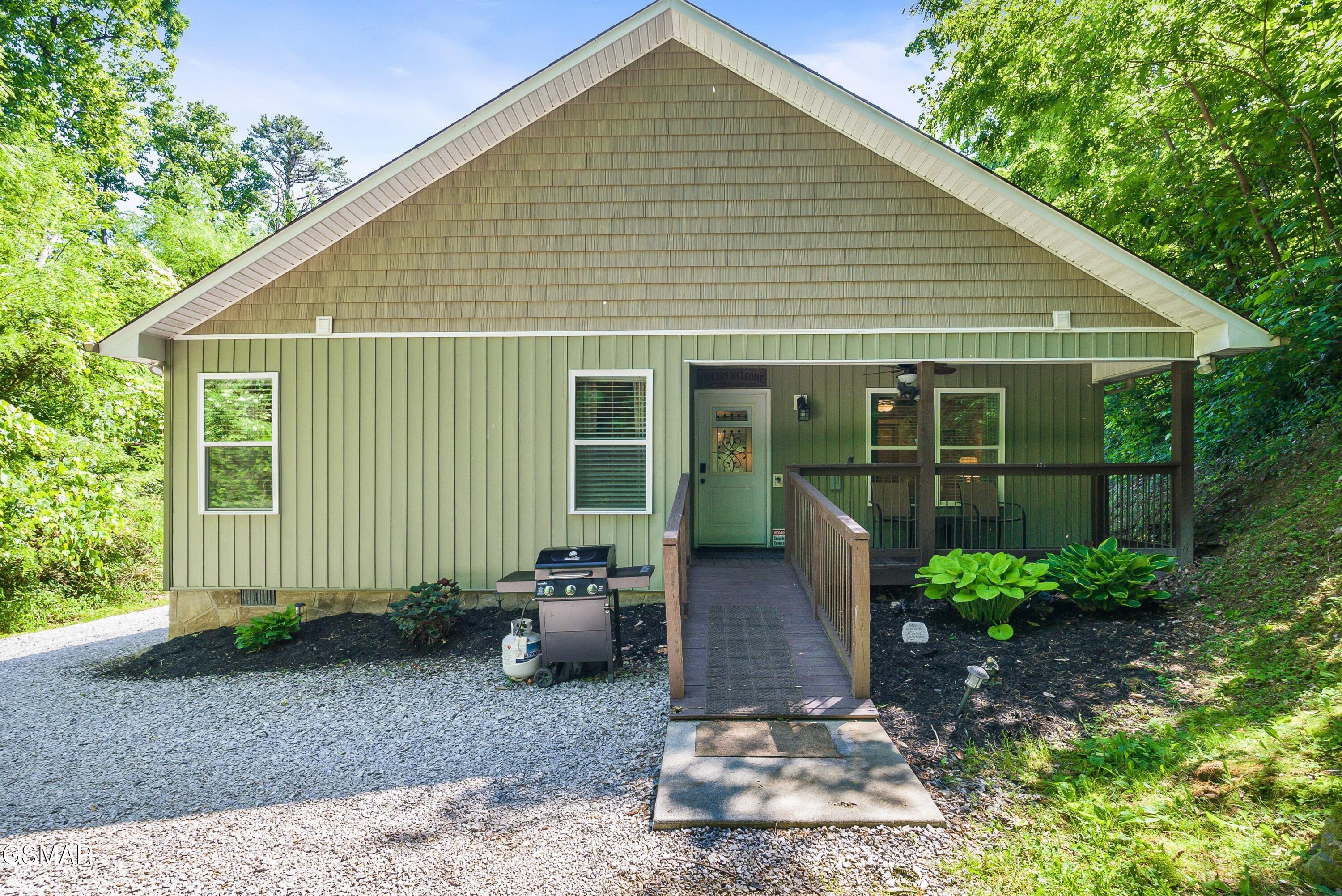 805 N Woodland Drive Gatlinburg TN 37738
