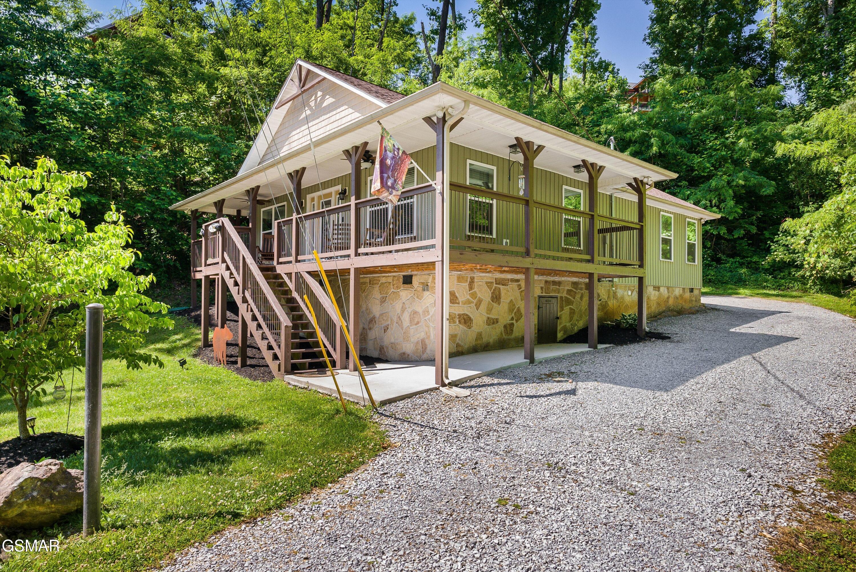 805 N Woodland Drive Gatlinburg TN 37738