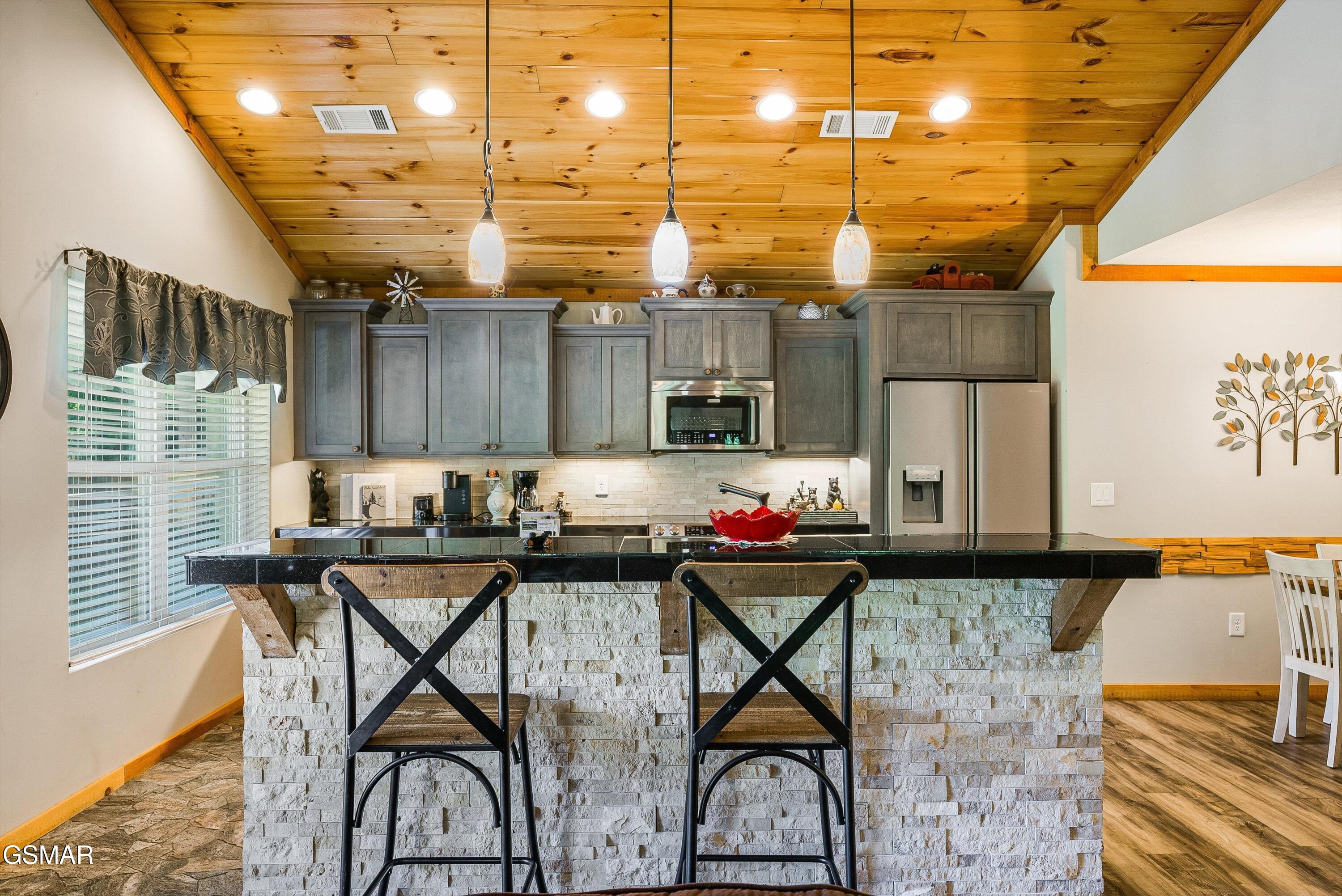 805 N Woodland Drive Gatlinburg TN 37738
