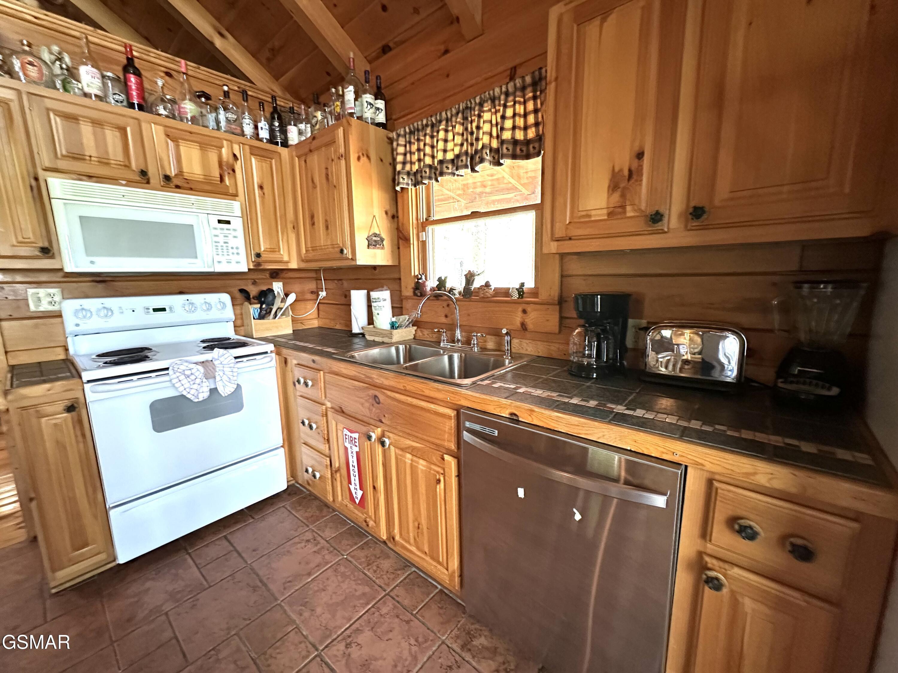 4080 Ole Smoky Way Sevierville TN 37862
