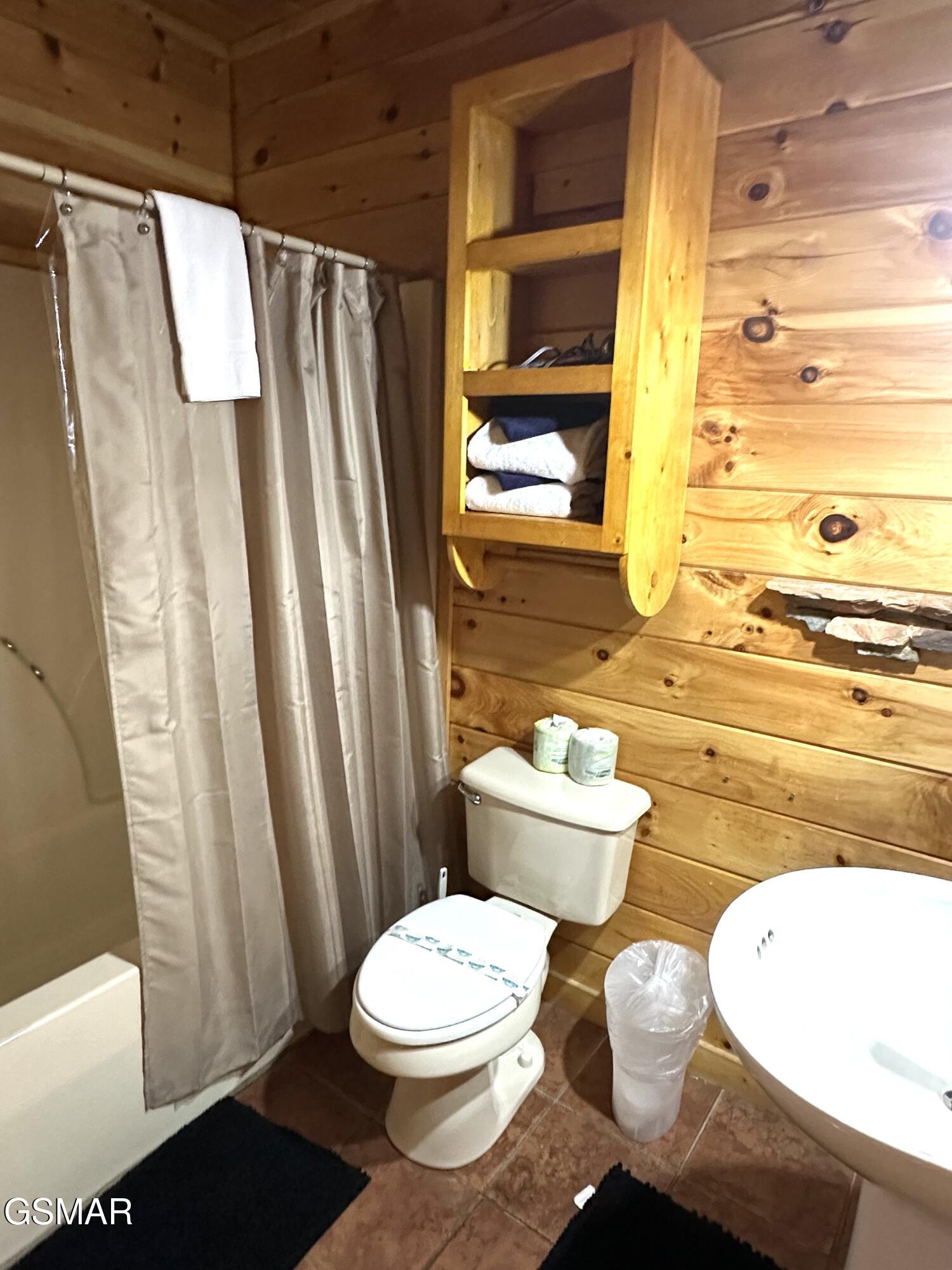 4080 Ole Smoky Way Sevierville TN 37862