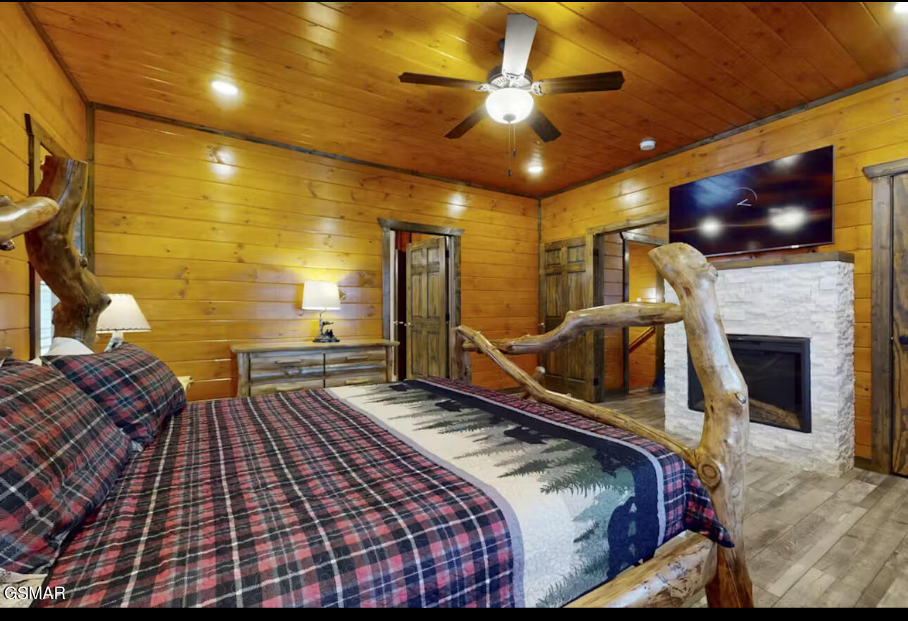 3305 Red Wolfe Road Sevierville TN 37862