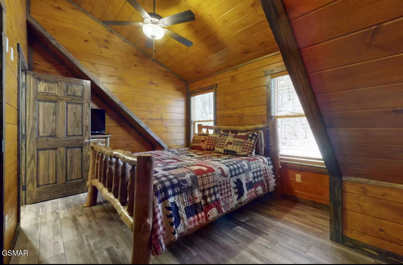 3305 Red Wolfe Road Sevierville TN 37862