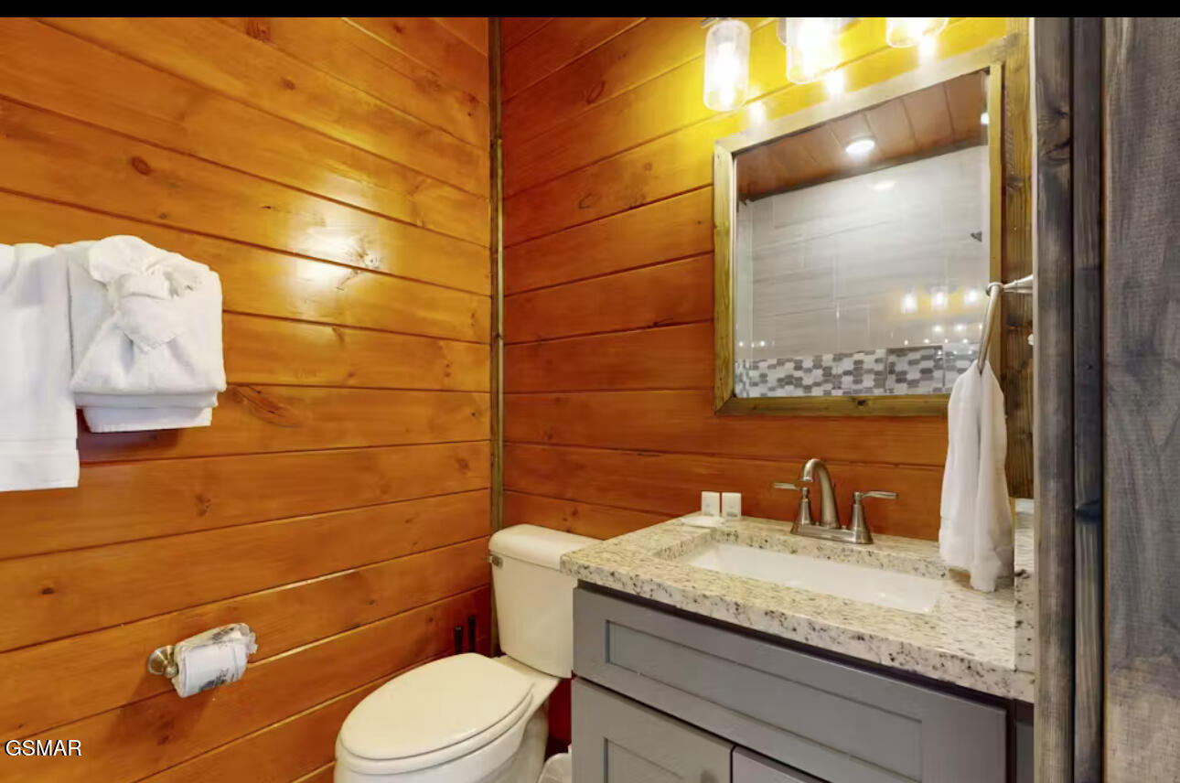 3305 Red Wolfe Road Sevierville TN 37862