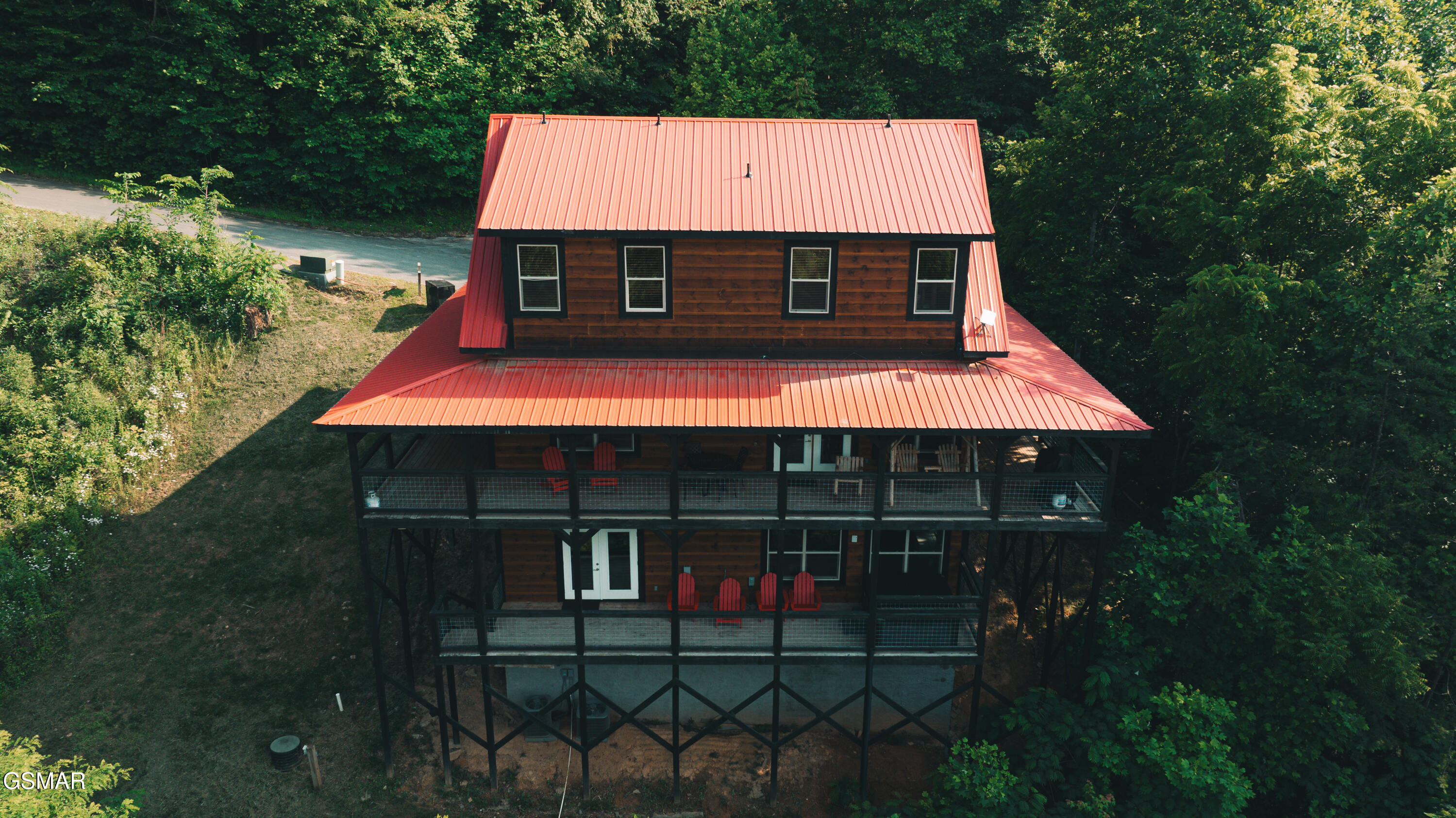 3305 Red Wolfe Road Sevierville TN 37862