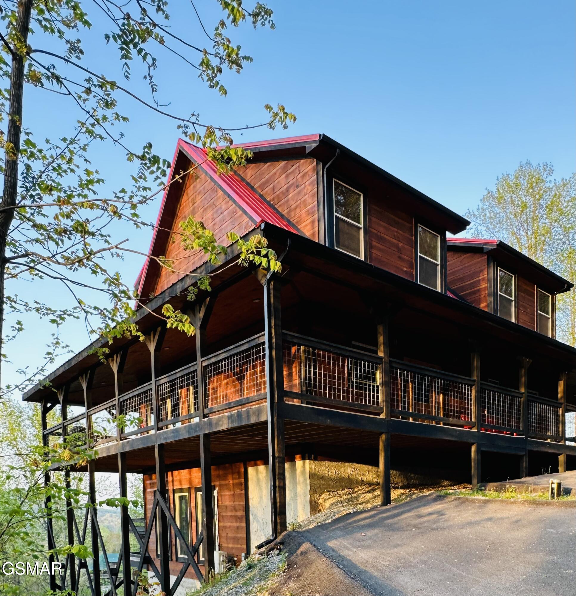 3305 Red Wolfe Road Sevierville TN 37862