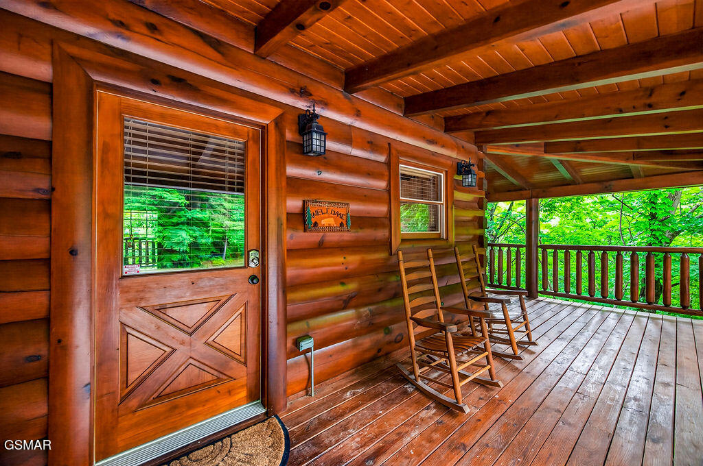 2024 Bear Haven Way Sevierville TN 37876