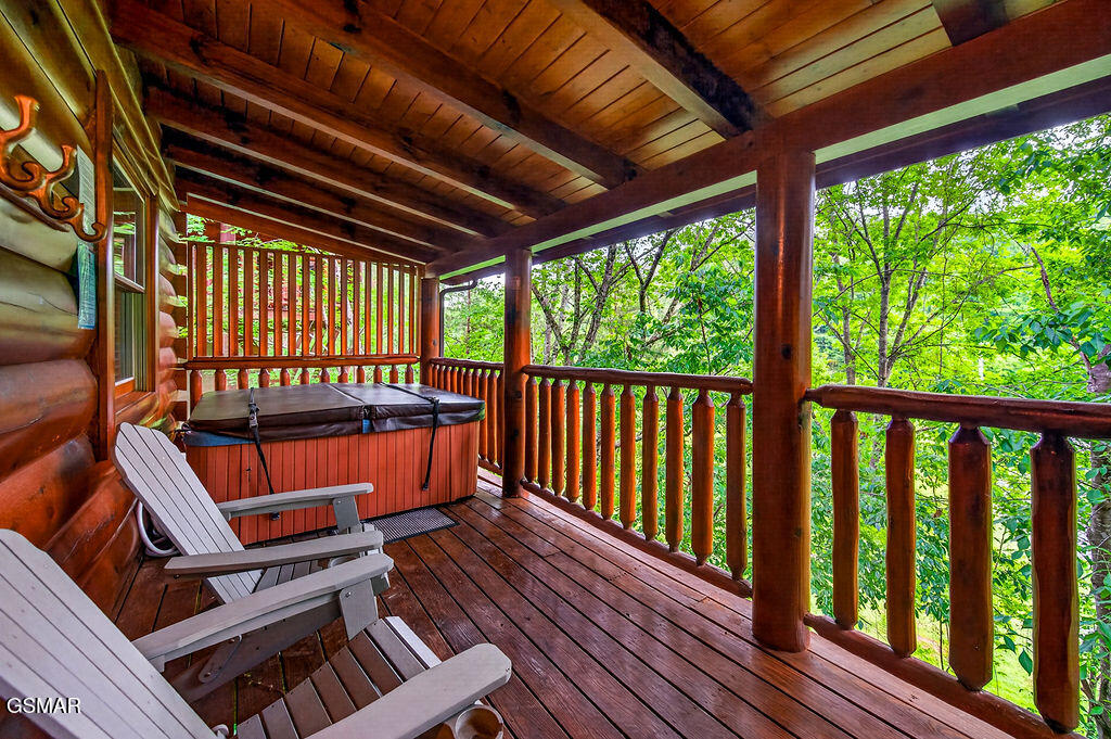 2024 Bear Haven Way Sevierville TN 37876