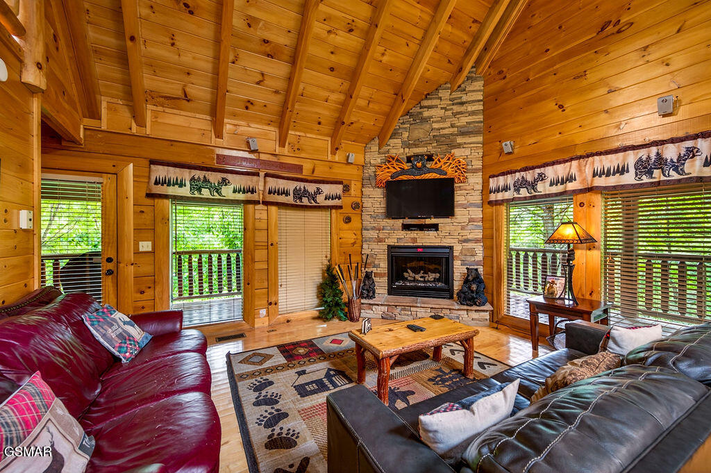 2024 Bear Haven Way Sevierville TN 37876