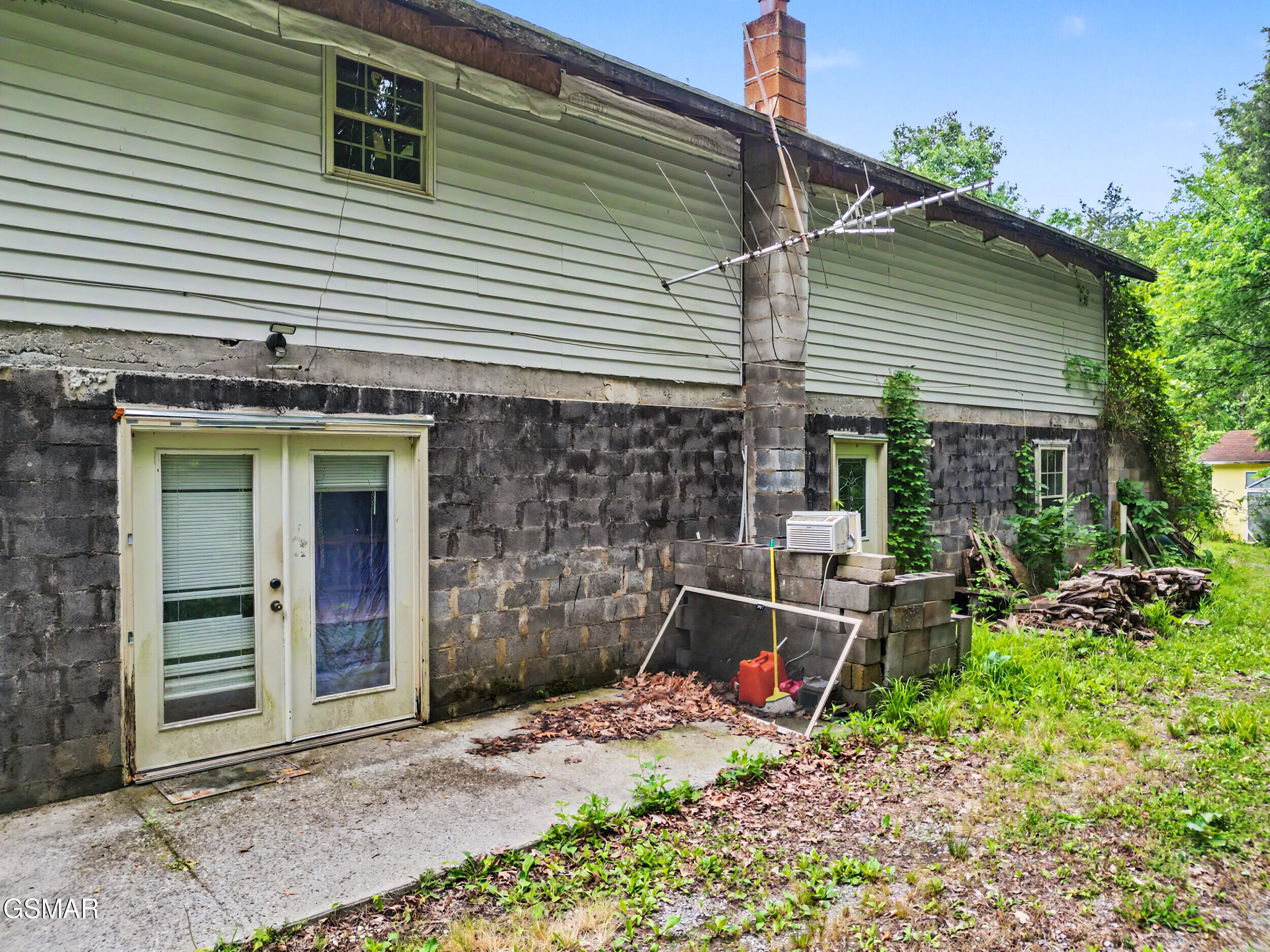 1717 Elkins Road Kodak TN 37764