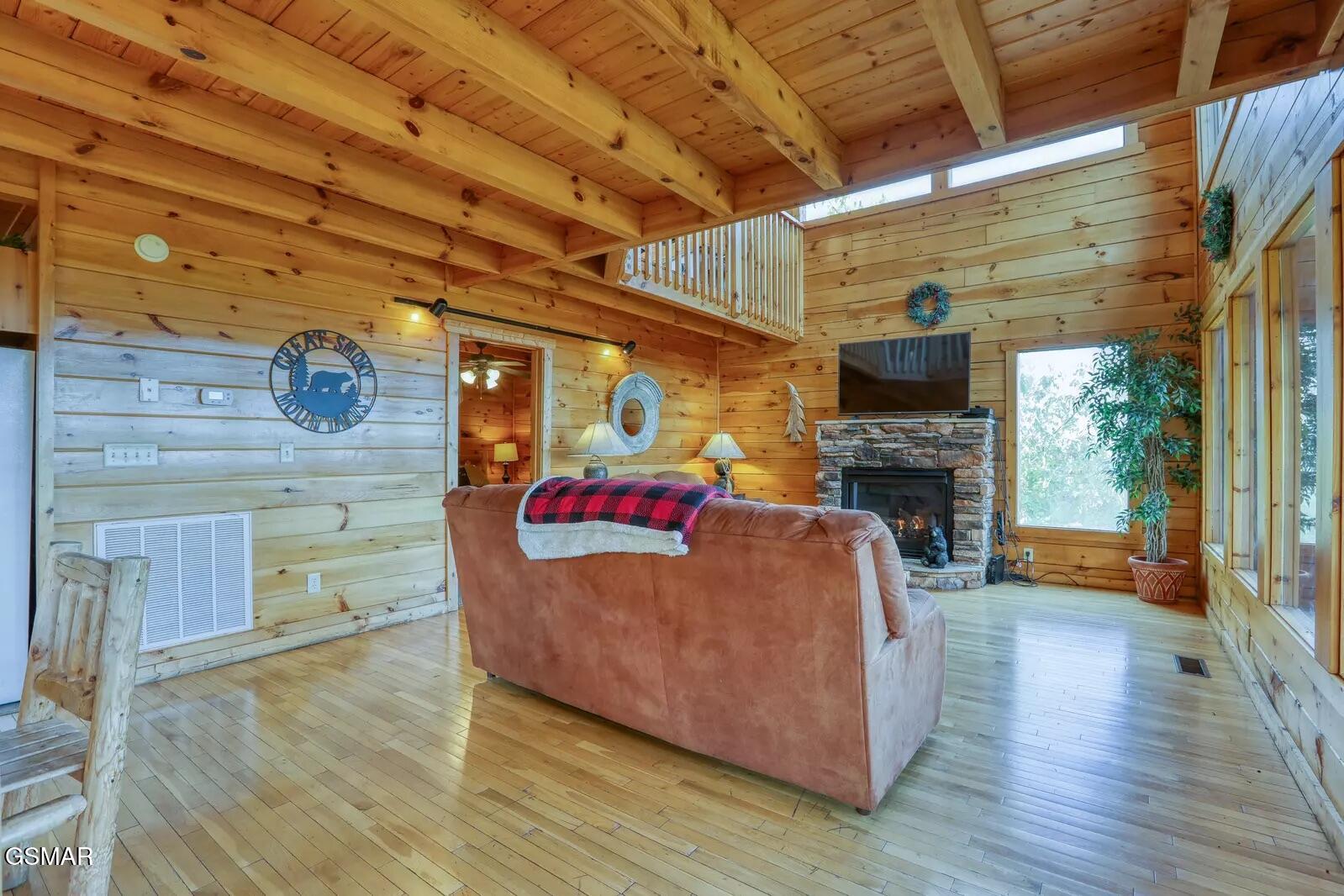 2131 Windy Lane Sevierville TN 37876