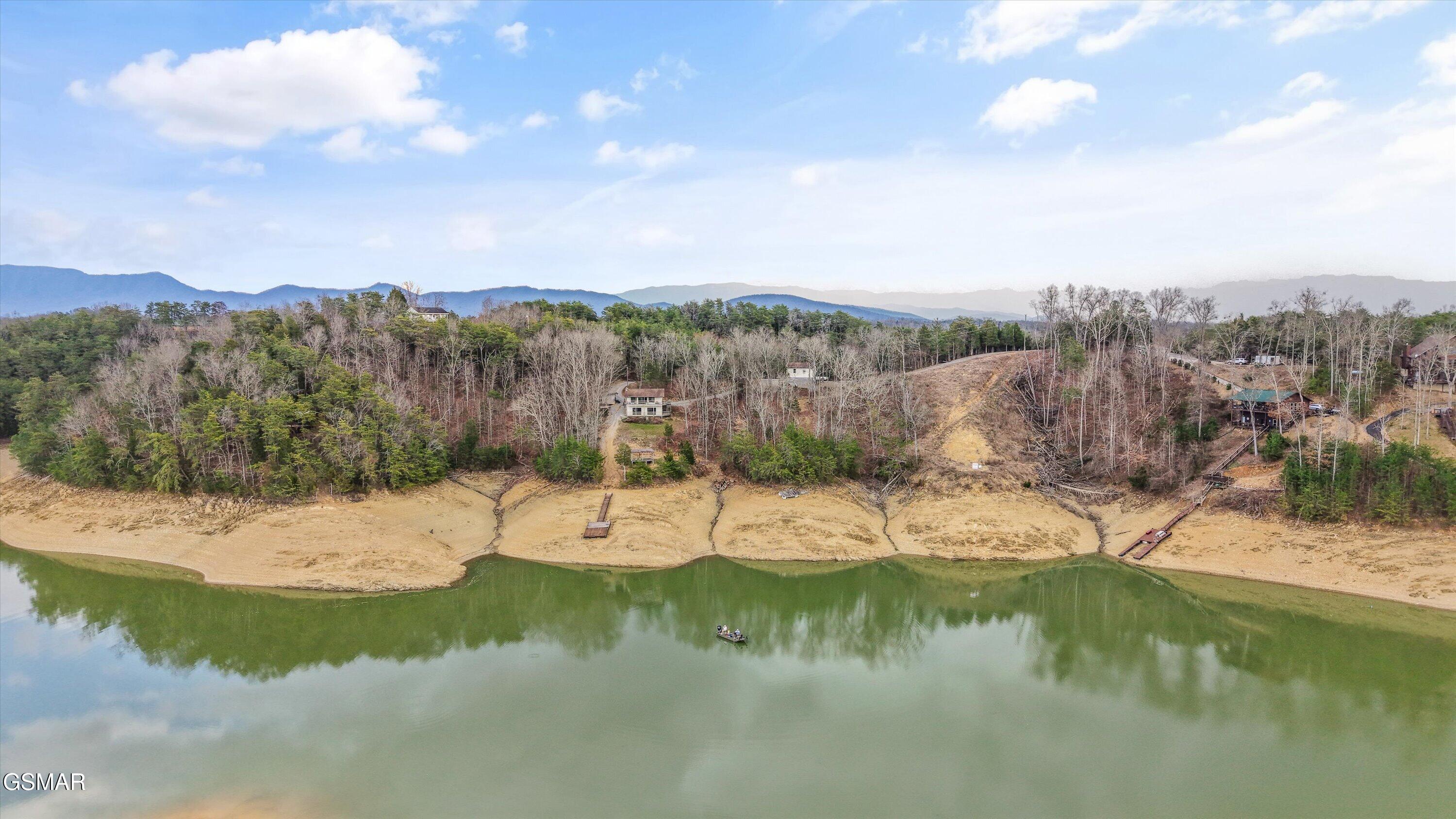 2739 Windy Cove Way Sevierville TN 37876