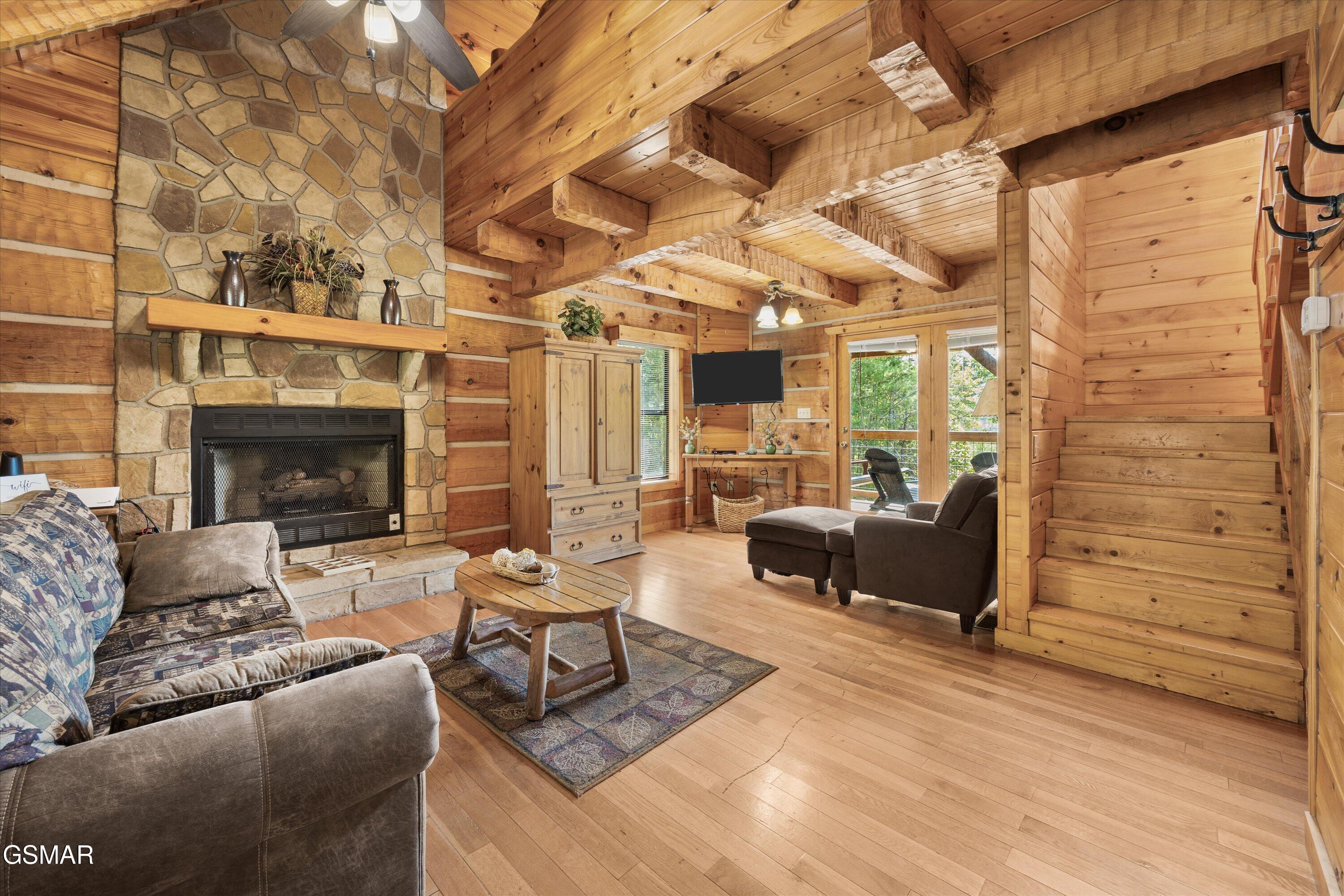 4210 Mountain Rest Way Sevierville TN 37876