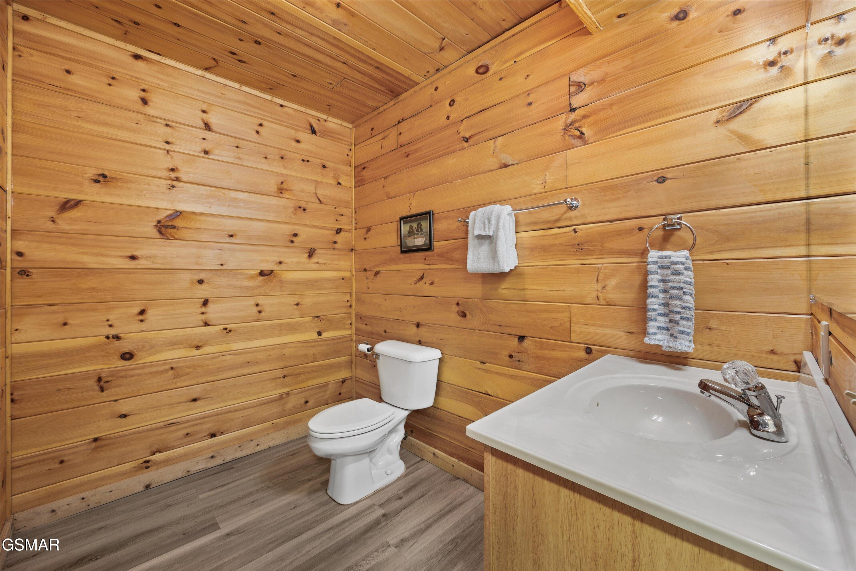 4210 Mountain Rest Way Sevierville TN 37876