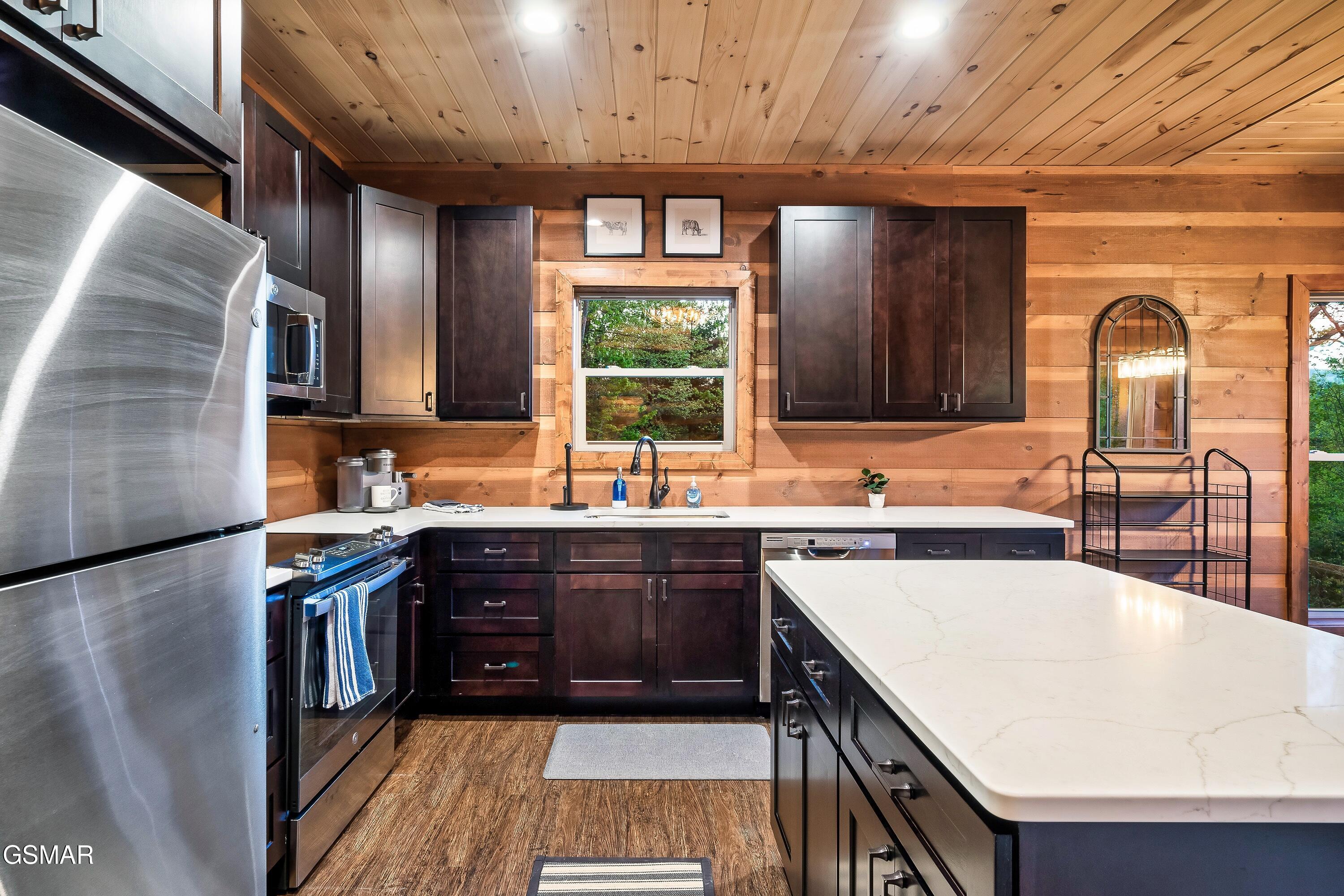 4228 Wears Valley Road Sevierville TN 37862