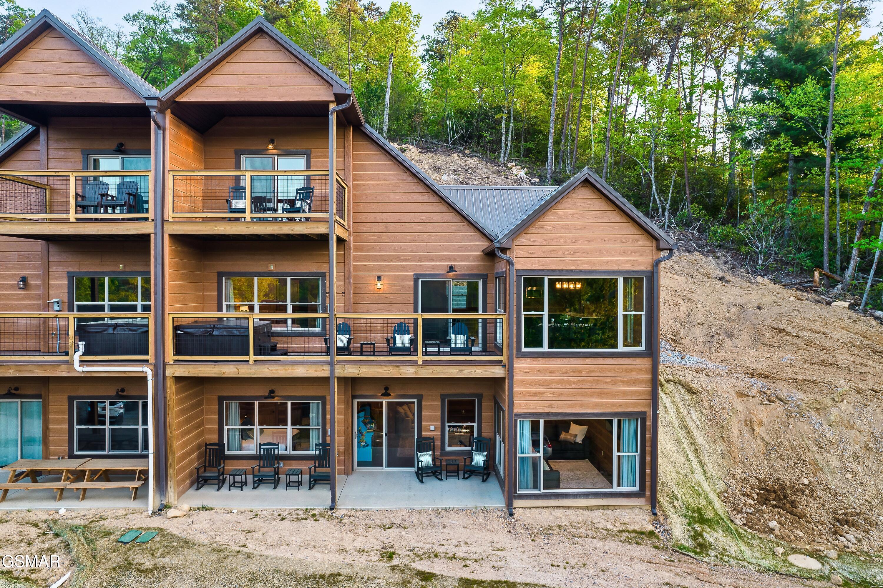 4228 Wears Valley Road Sevierville TN 37862