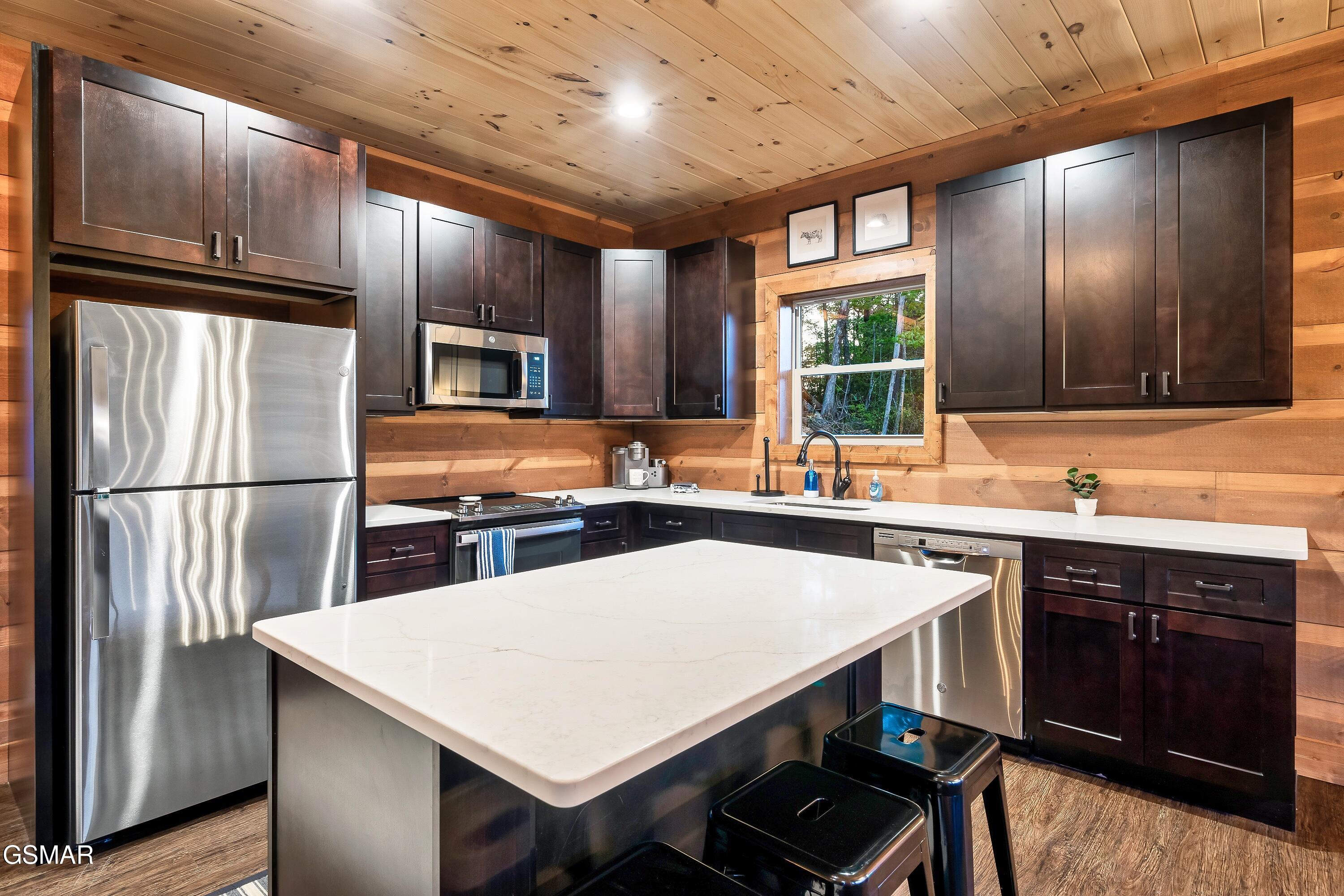 4228 Wears Valley Road Sevierville TN 37862