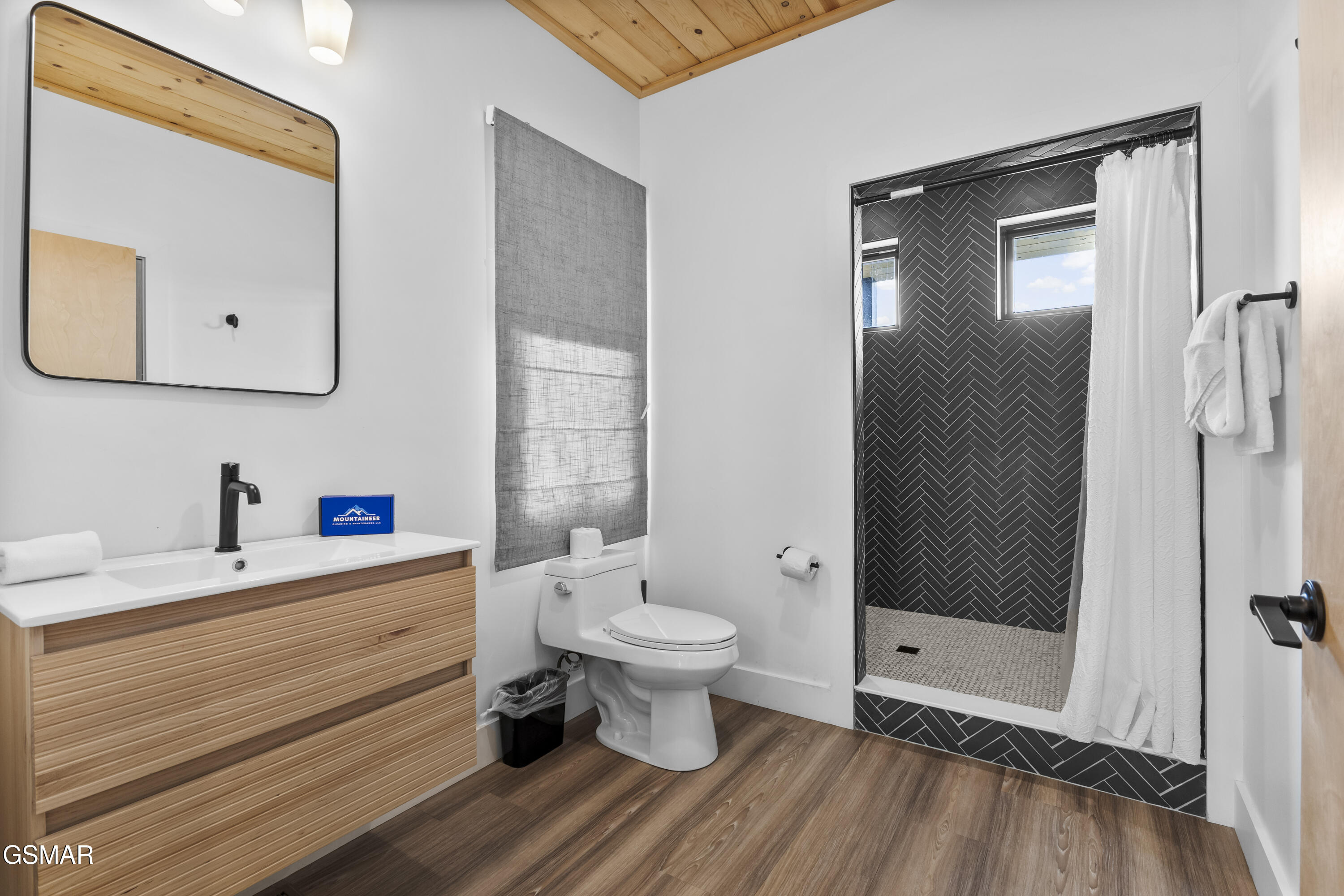 1253 Reedmont Way Sevierville TN 37876