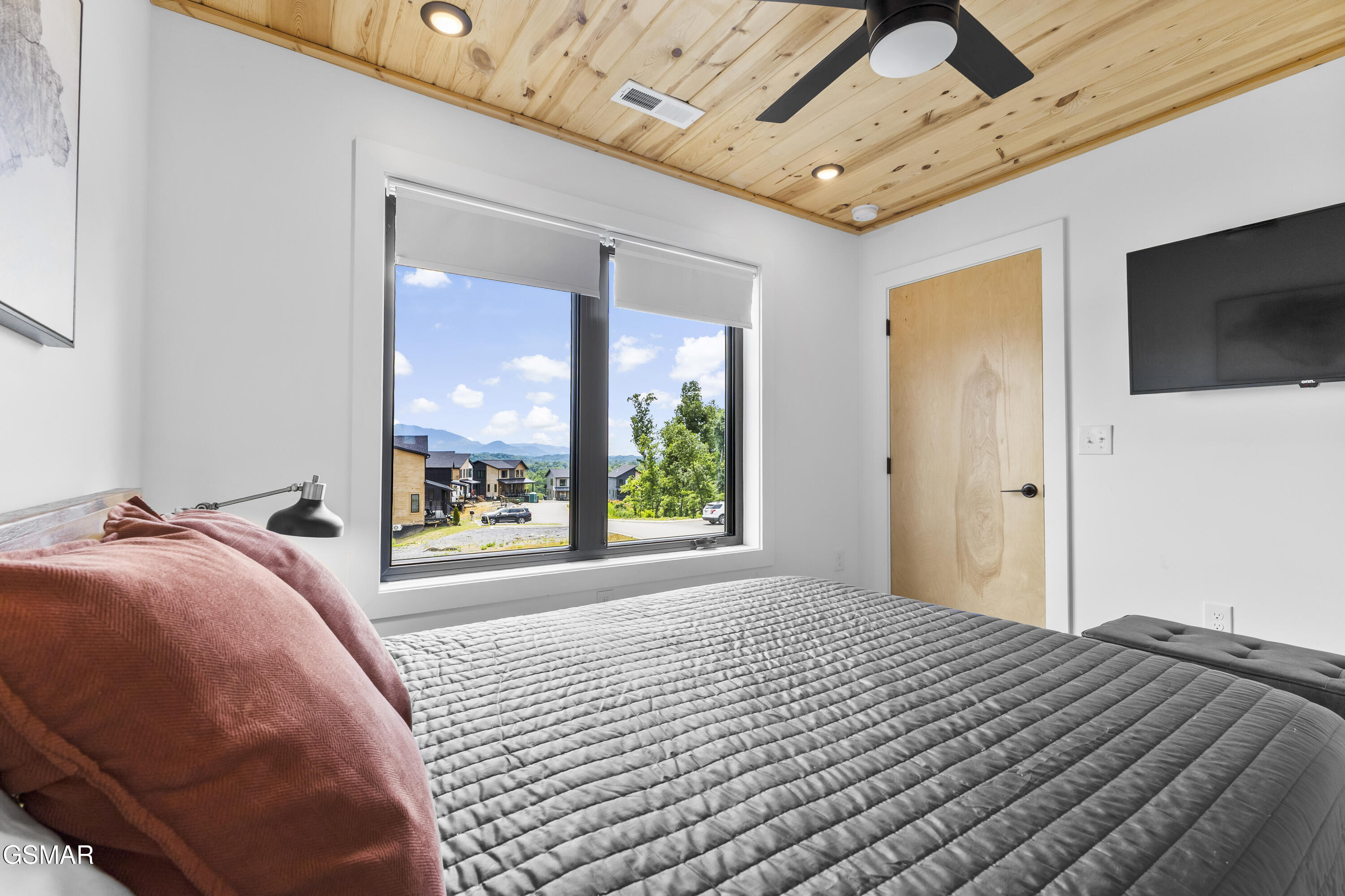 1253 Reedmont Way Sevierville TN 37876