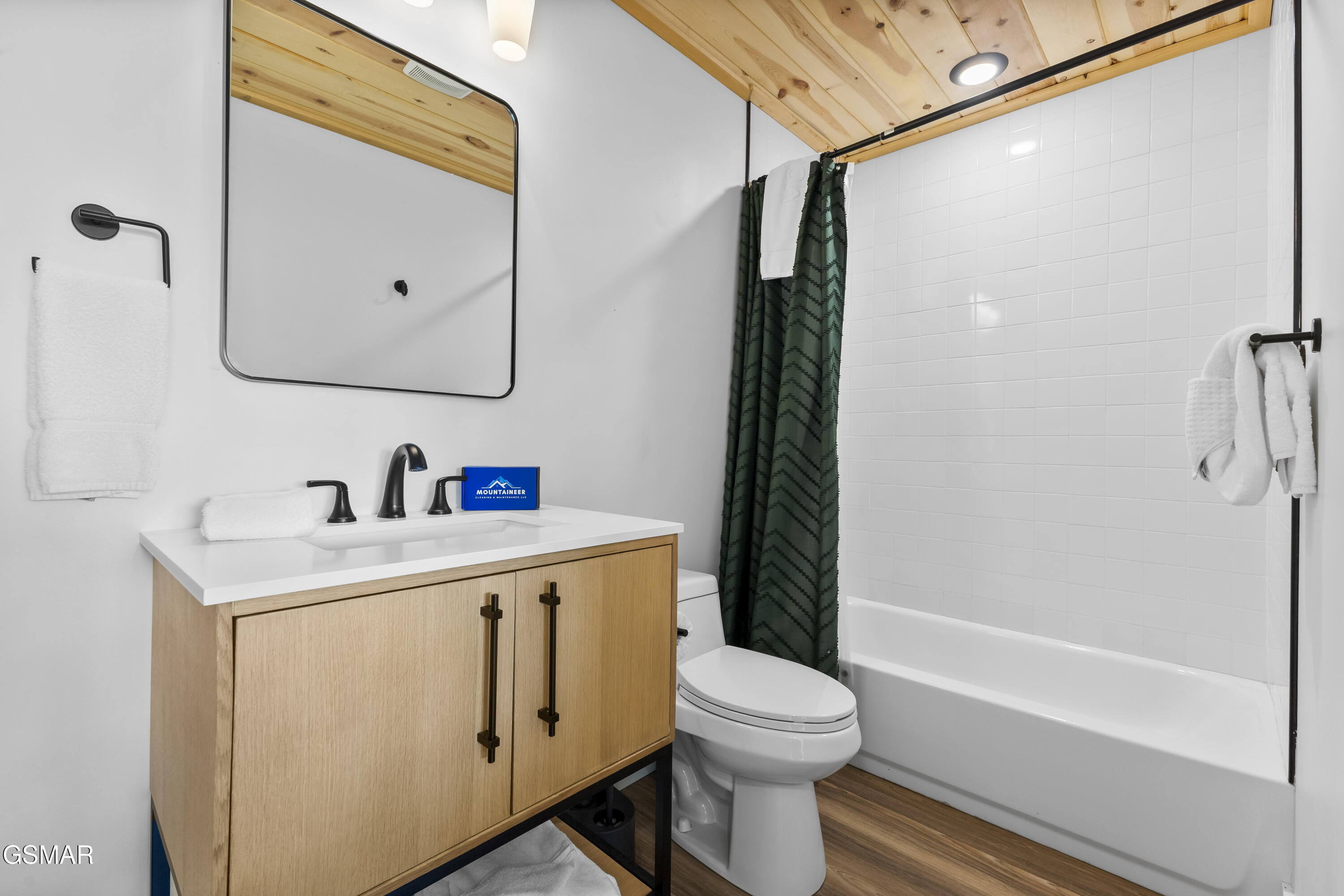 1253 Reedmont Way Sevierville TN 37876