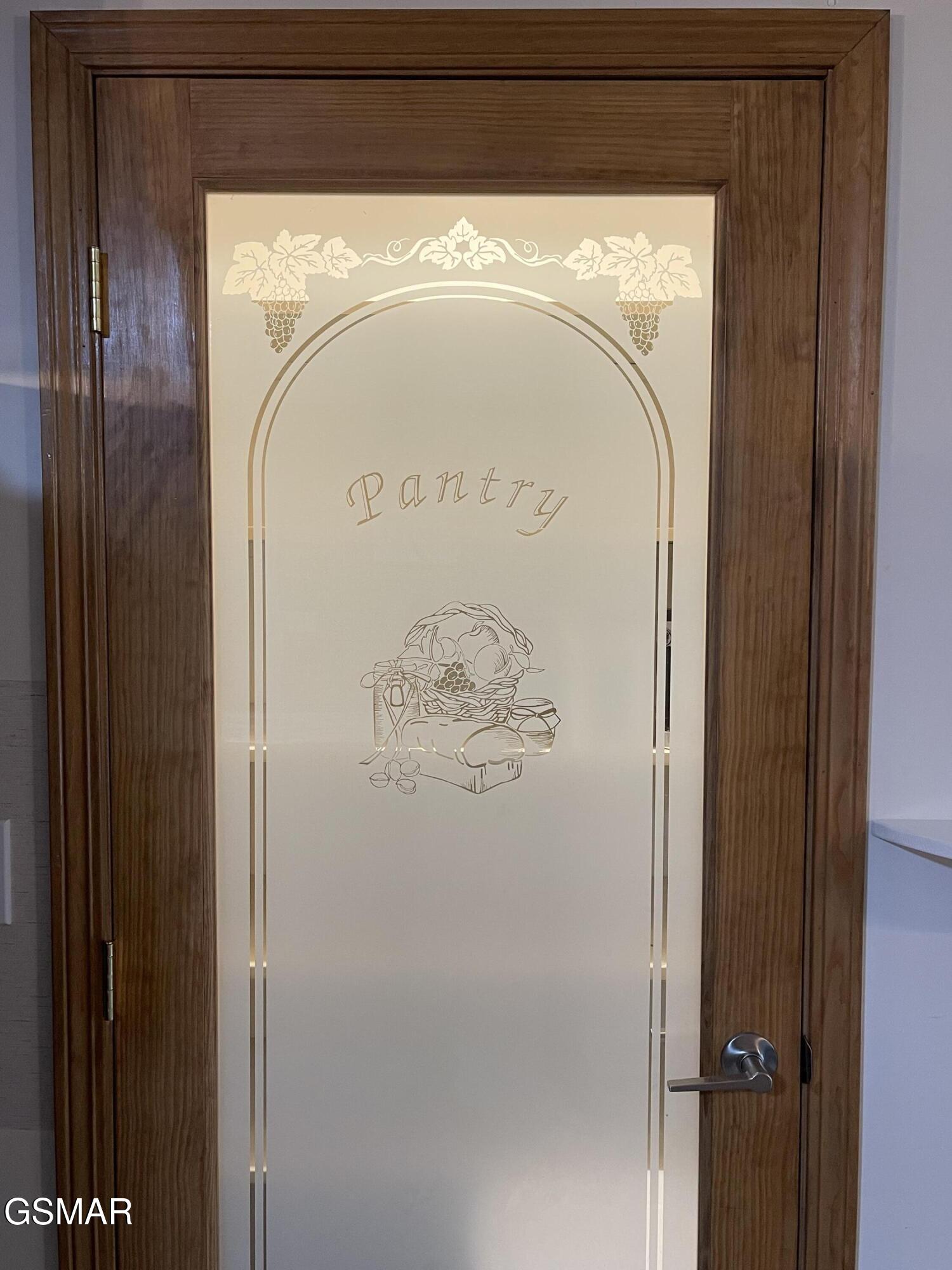 894 Lake View Loop Sevierville TN 37876