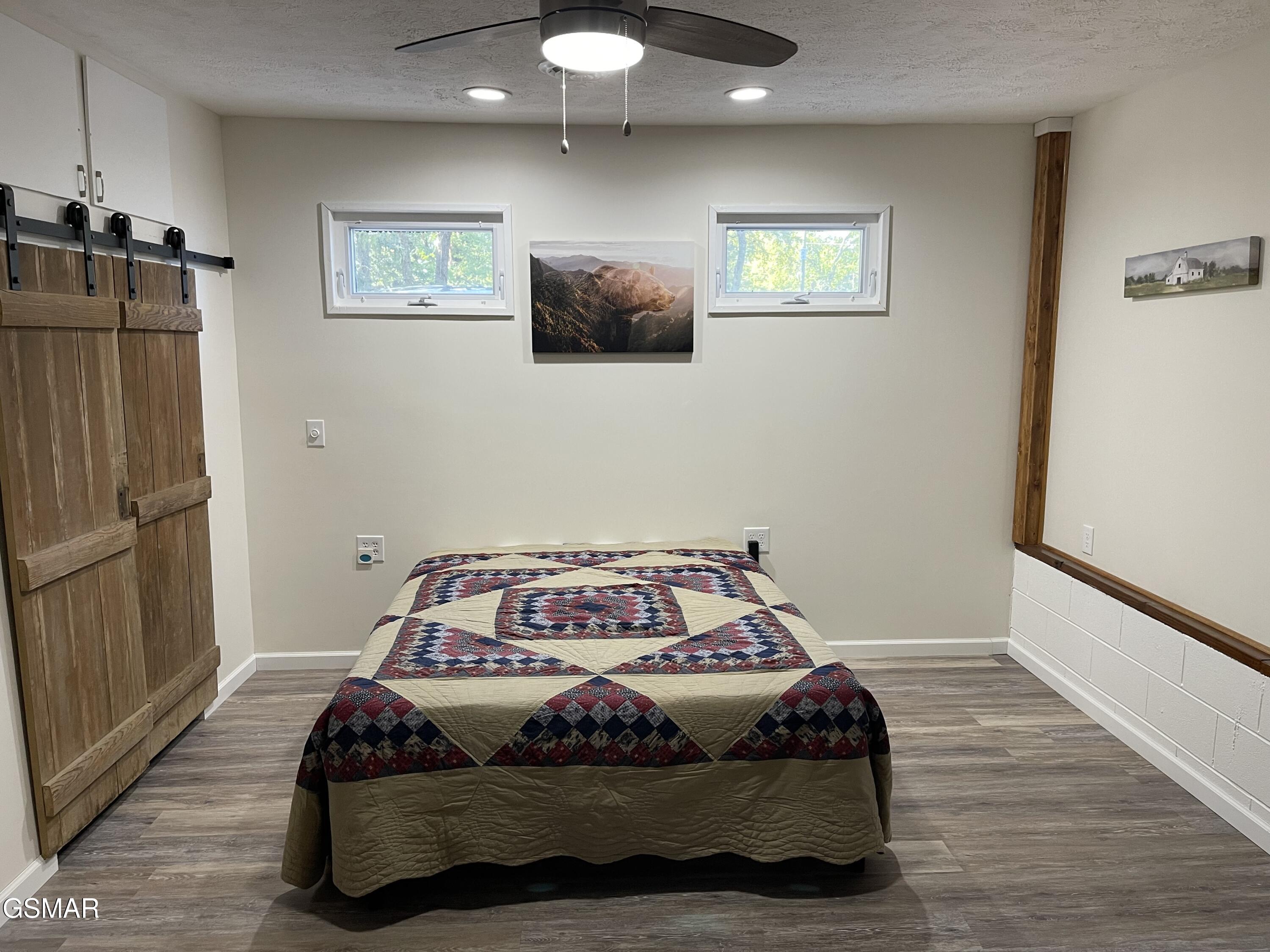 894 Lake View Loop Sevierville TN 37876