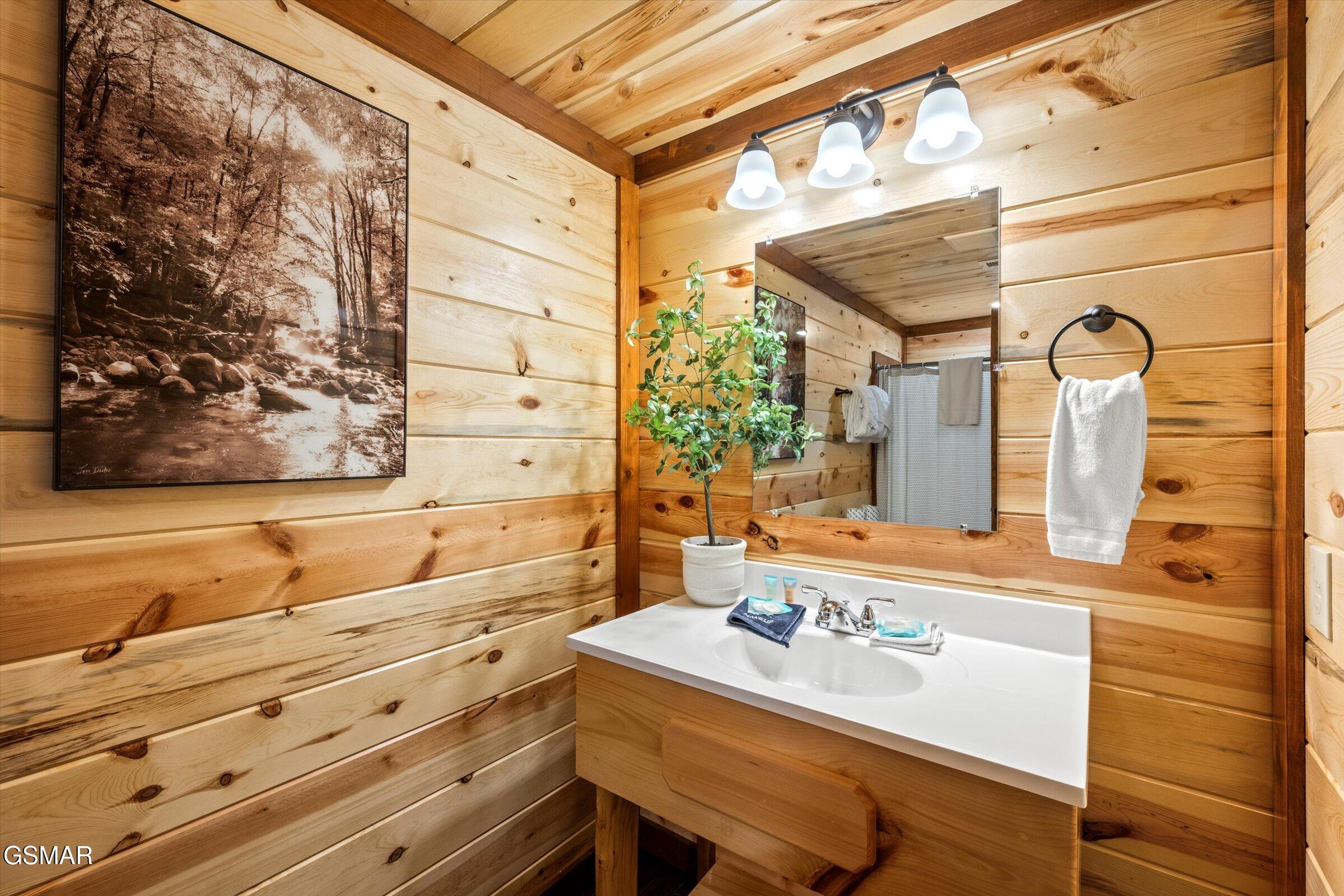 2626 Rogers Way Sevierville TN 37876