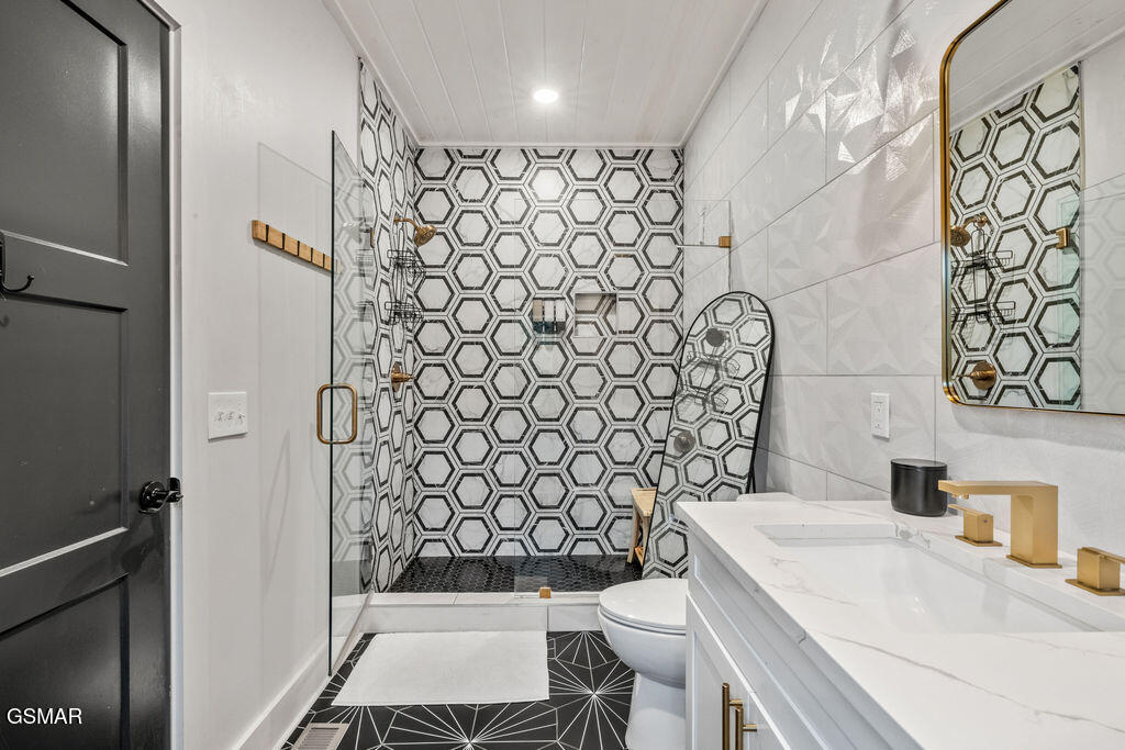 839 Deer Path Lane Gatlinburg TN 37738